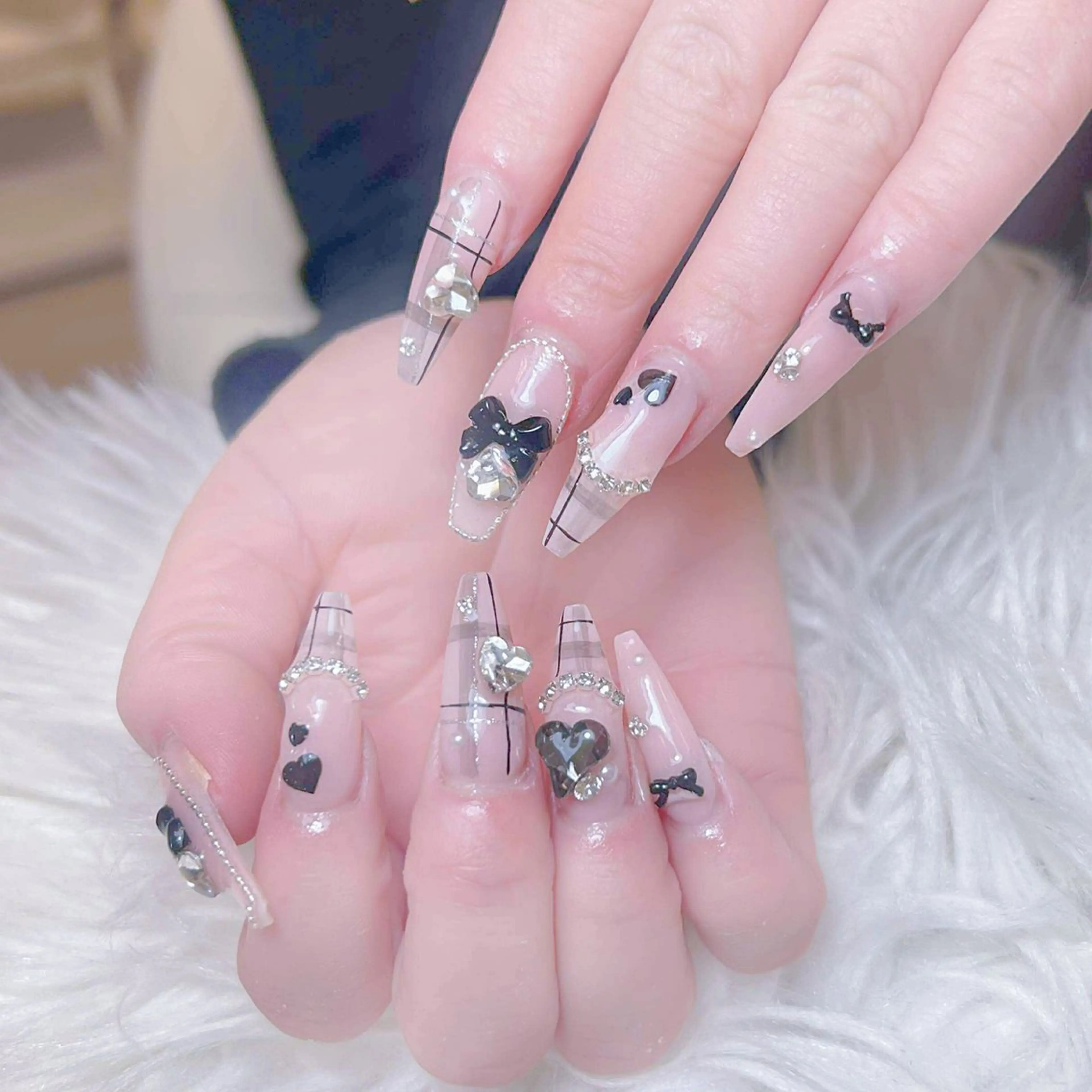 ネイル ハンドネイル ANH NAIL ゴテゴテ専門店💎のネイルデザイン