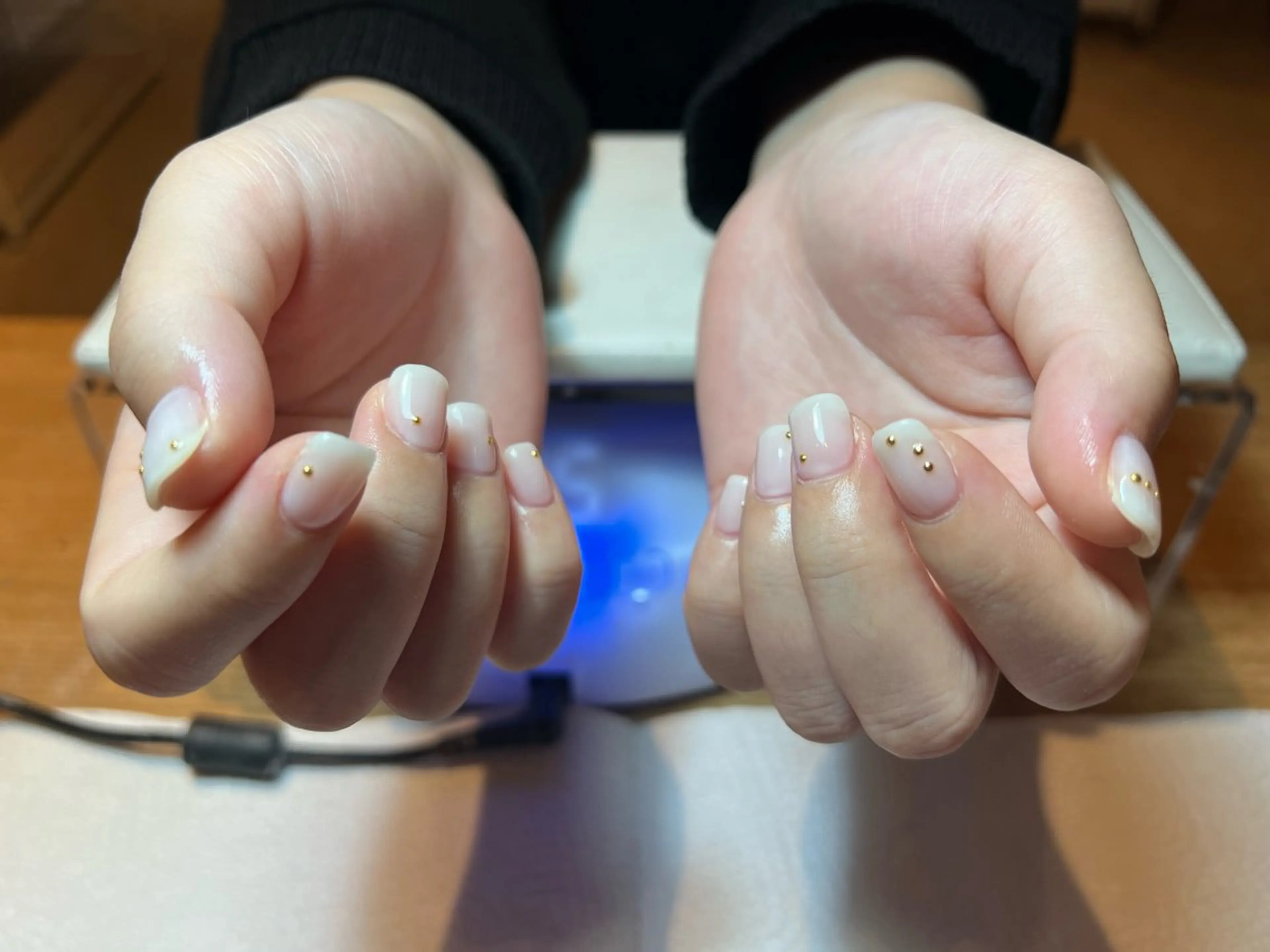 ネイル ホワイト ハンドネイル .Etel atelier.のネイルデザイン