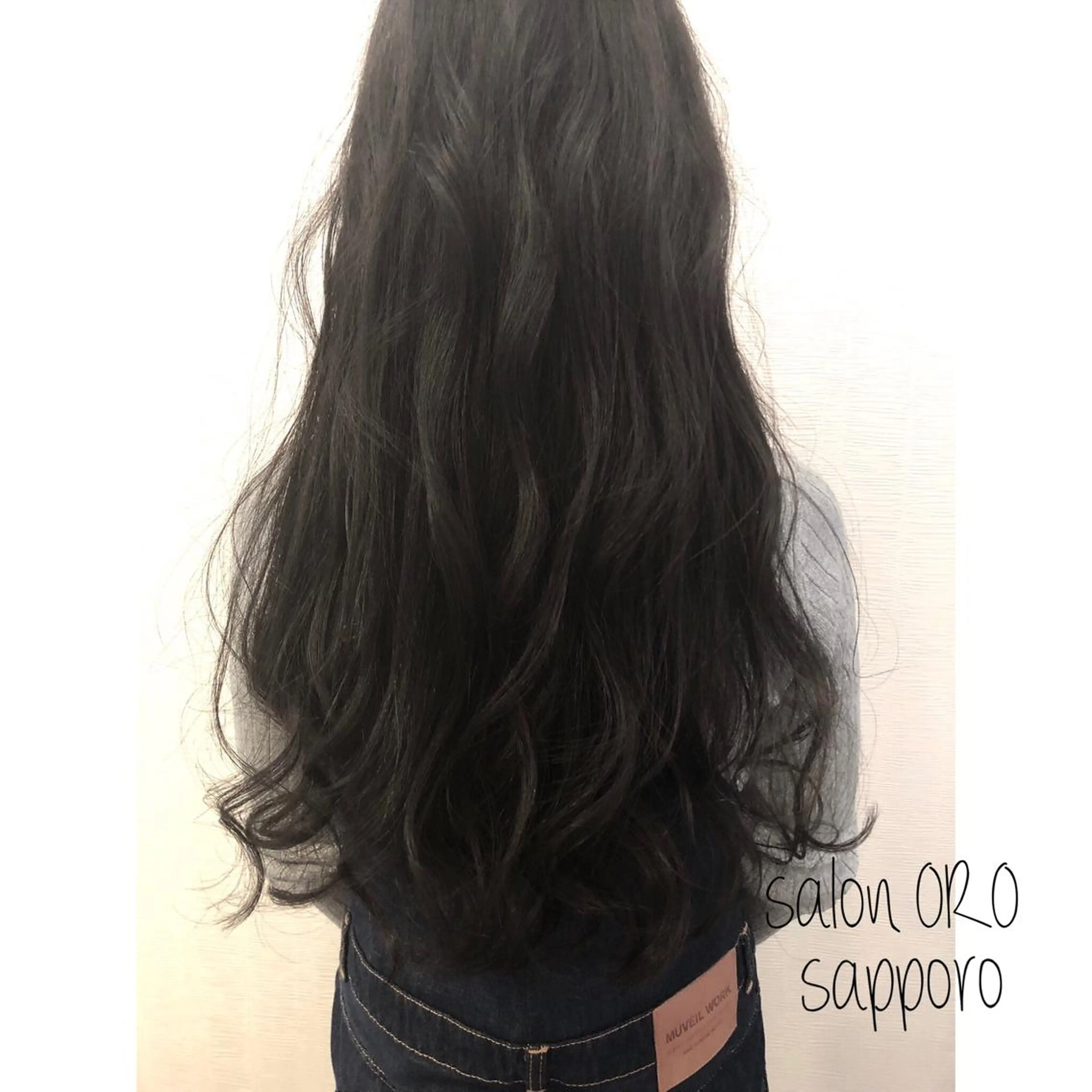 ロング 平川 友希子のヘアスタイル