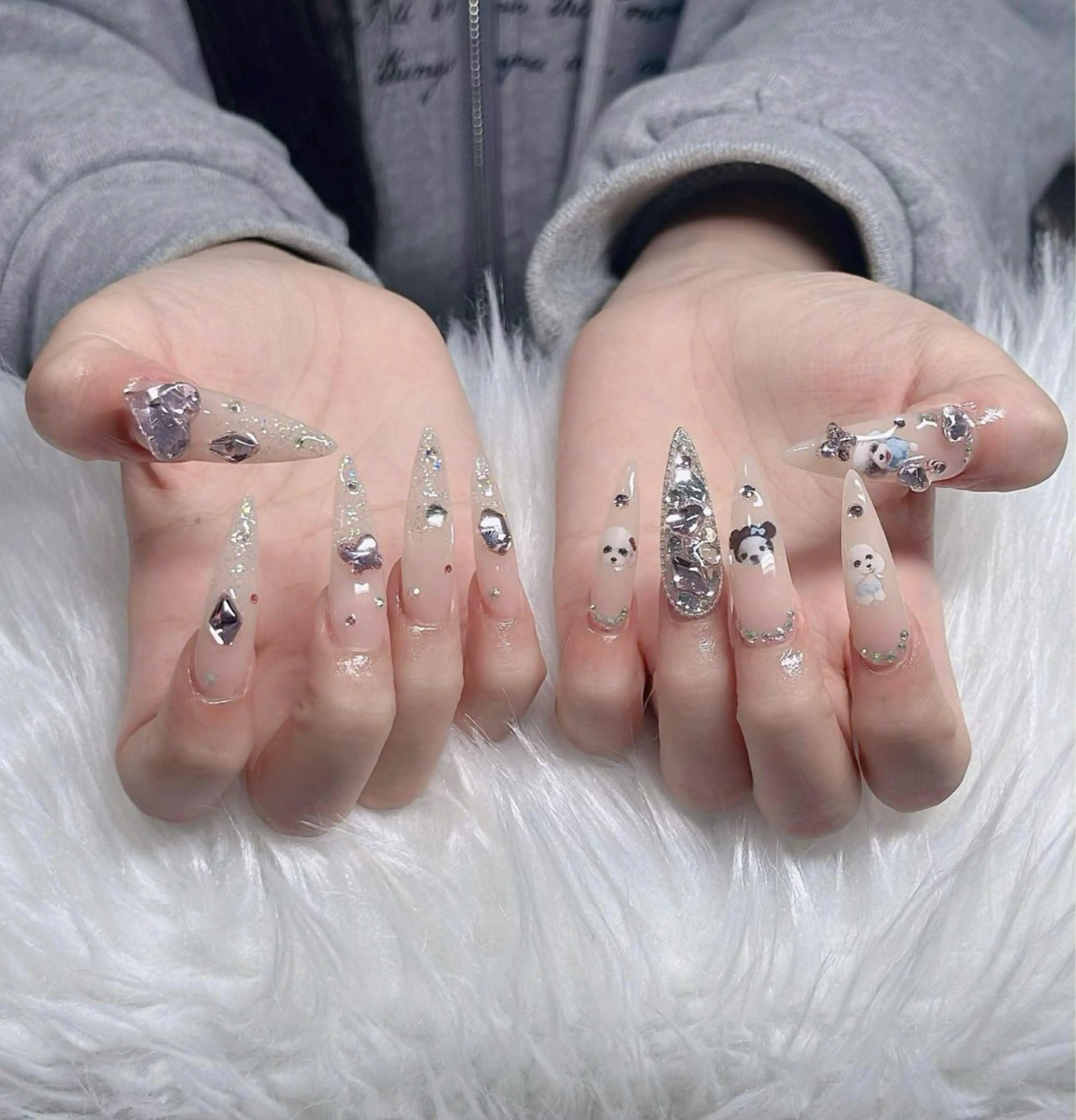 ネイル オーロラネイル フレンチネイル ジェルネイル ハロウィン 韓国ネイル ハンドネイル H.baby Nail Salonのネイルデザイン