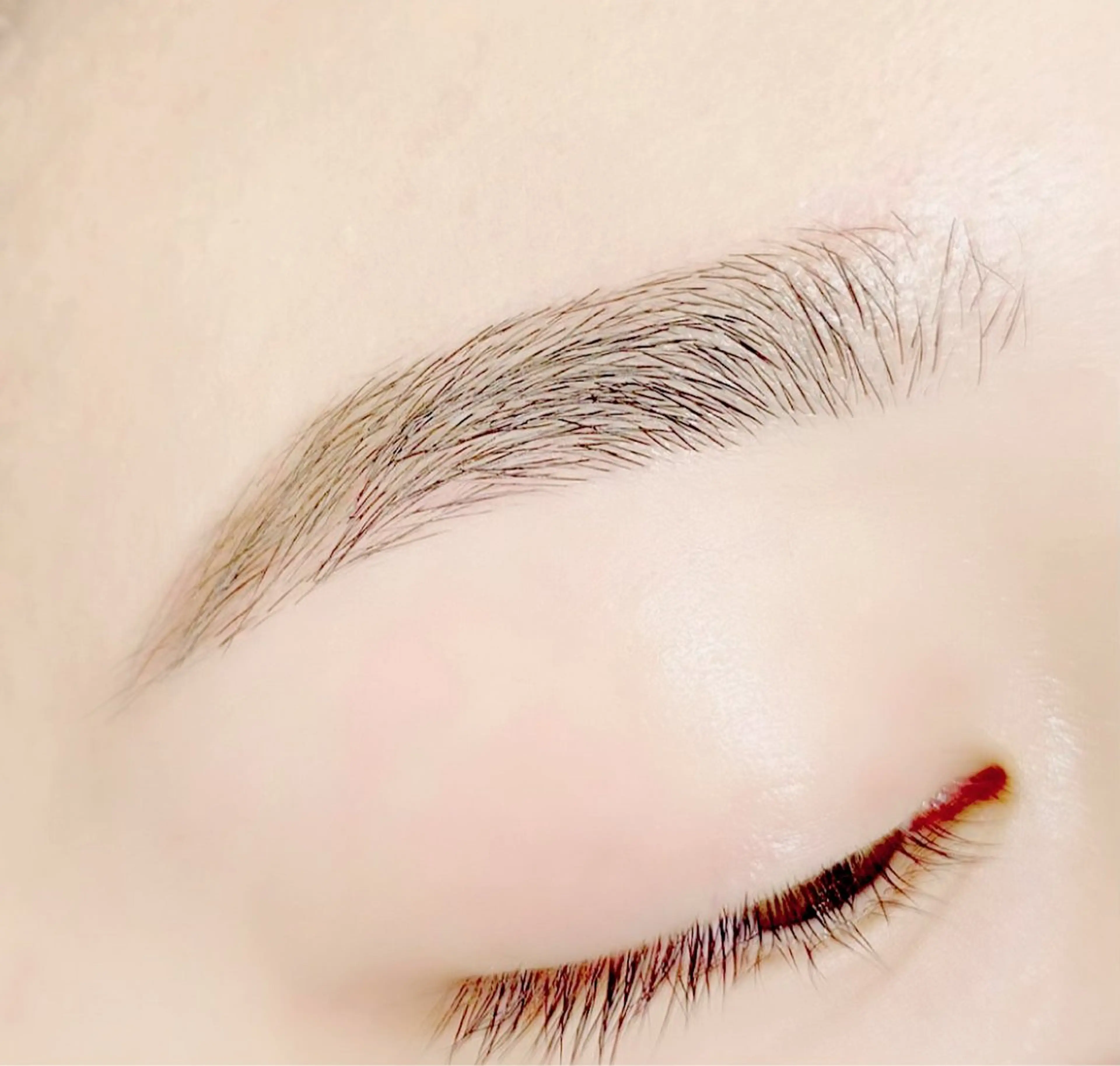 男女OK👌👩👨眉カット骨格診断✂似合わせ♪ご希望でお手入れ方法やメイクレッスンも/半個室メンズ眉/の写真