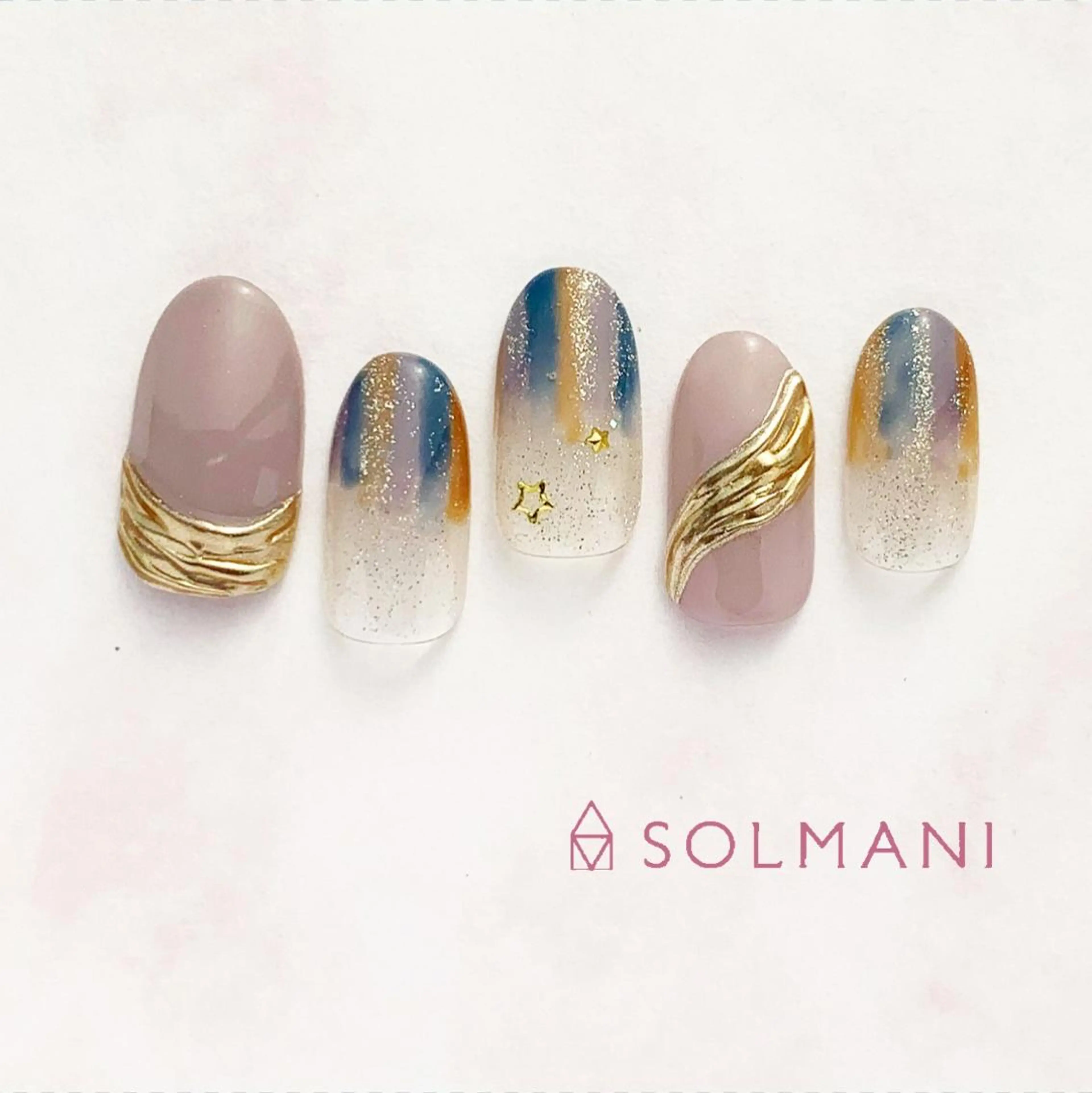 ネイル SOLMANI 予約担当のネイルデザイン