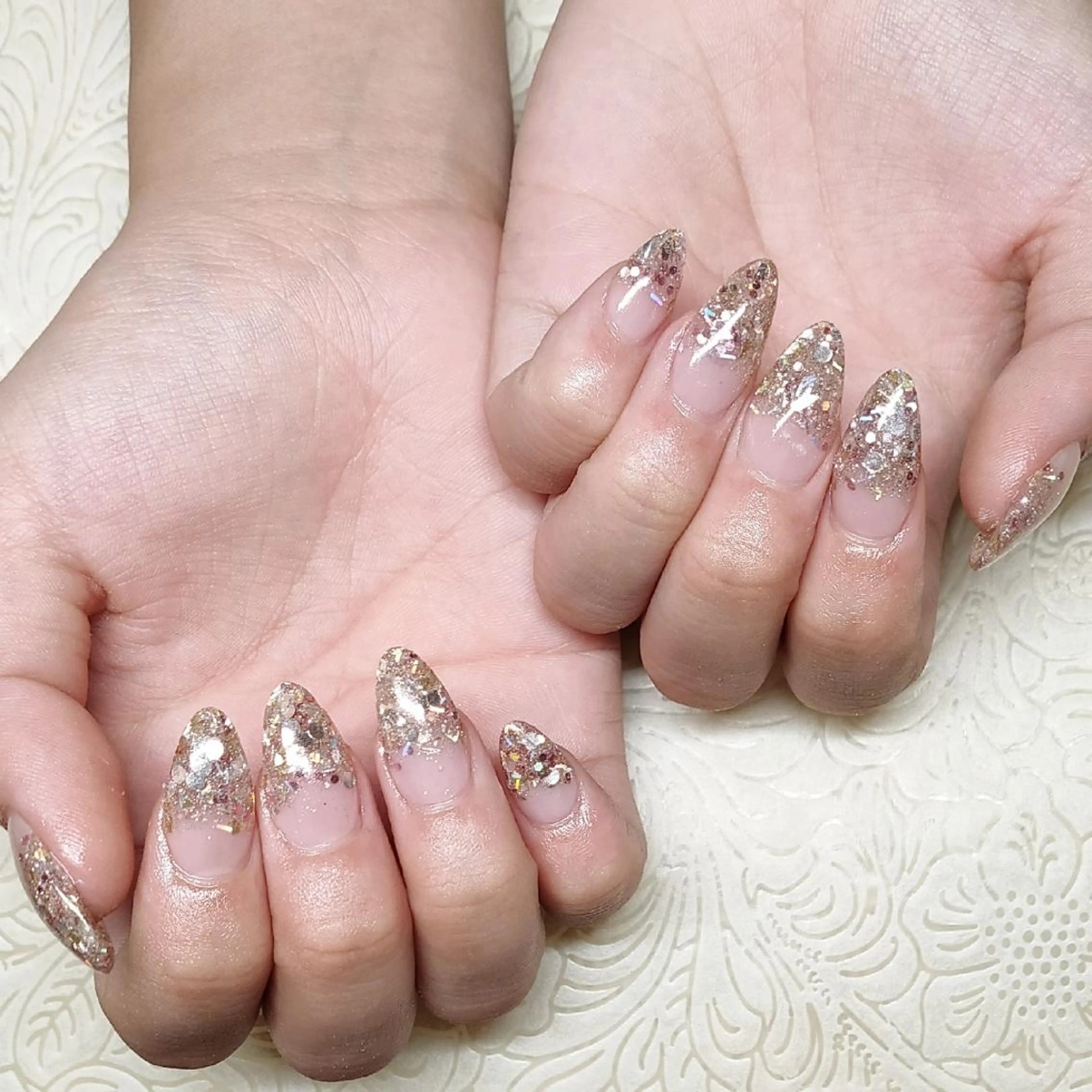 ネイル ホログラムネイル private nailsalonのネイルデザイン