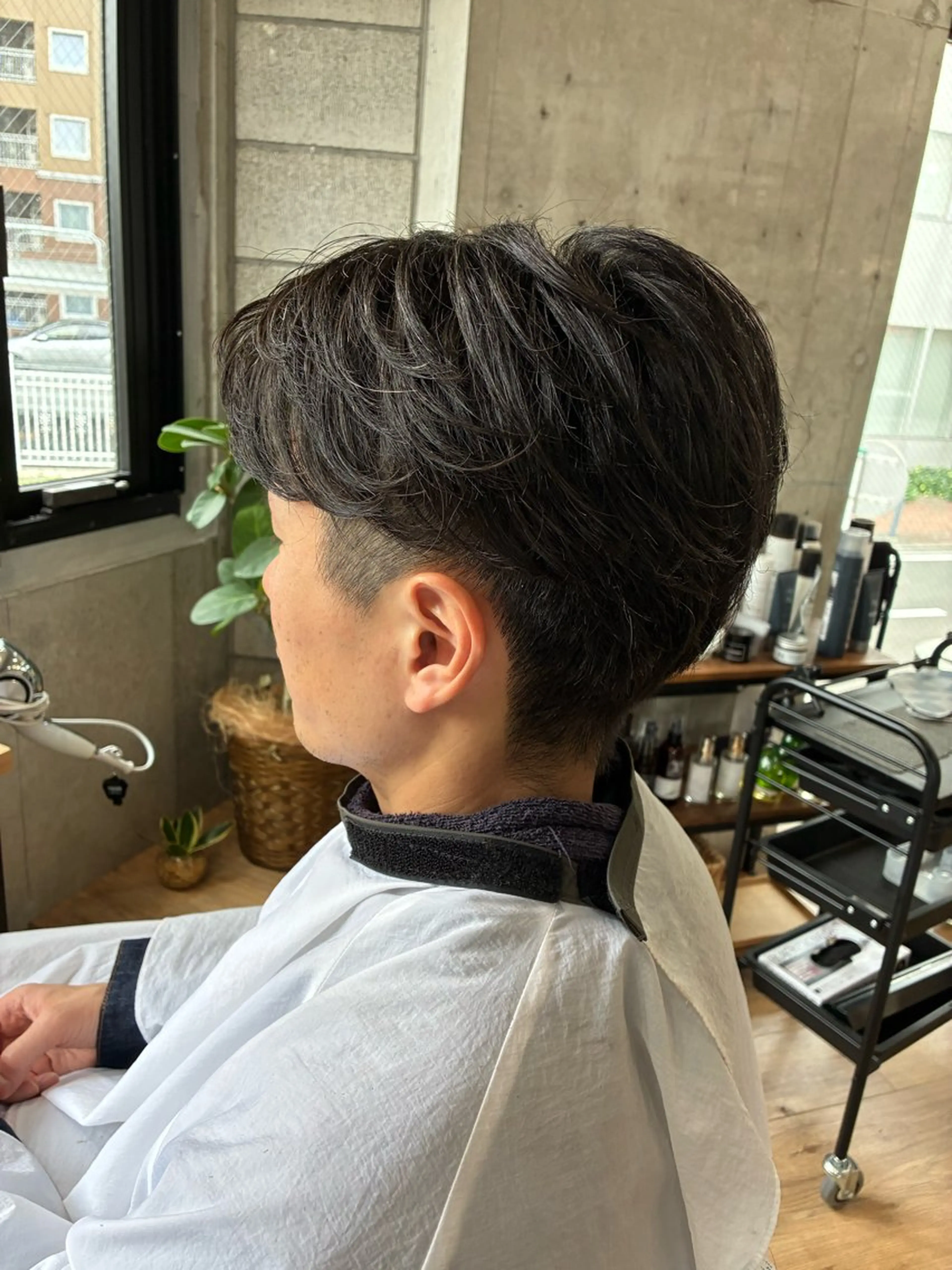 メンズ 伊東 亜梨紗のヘアスタイル