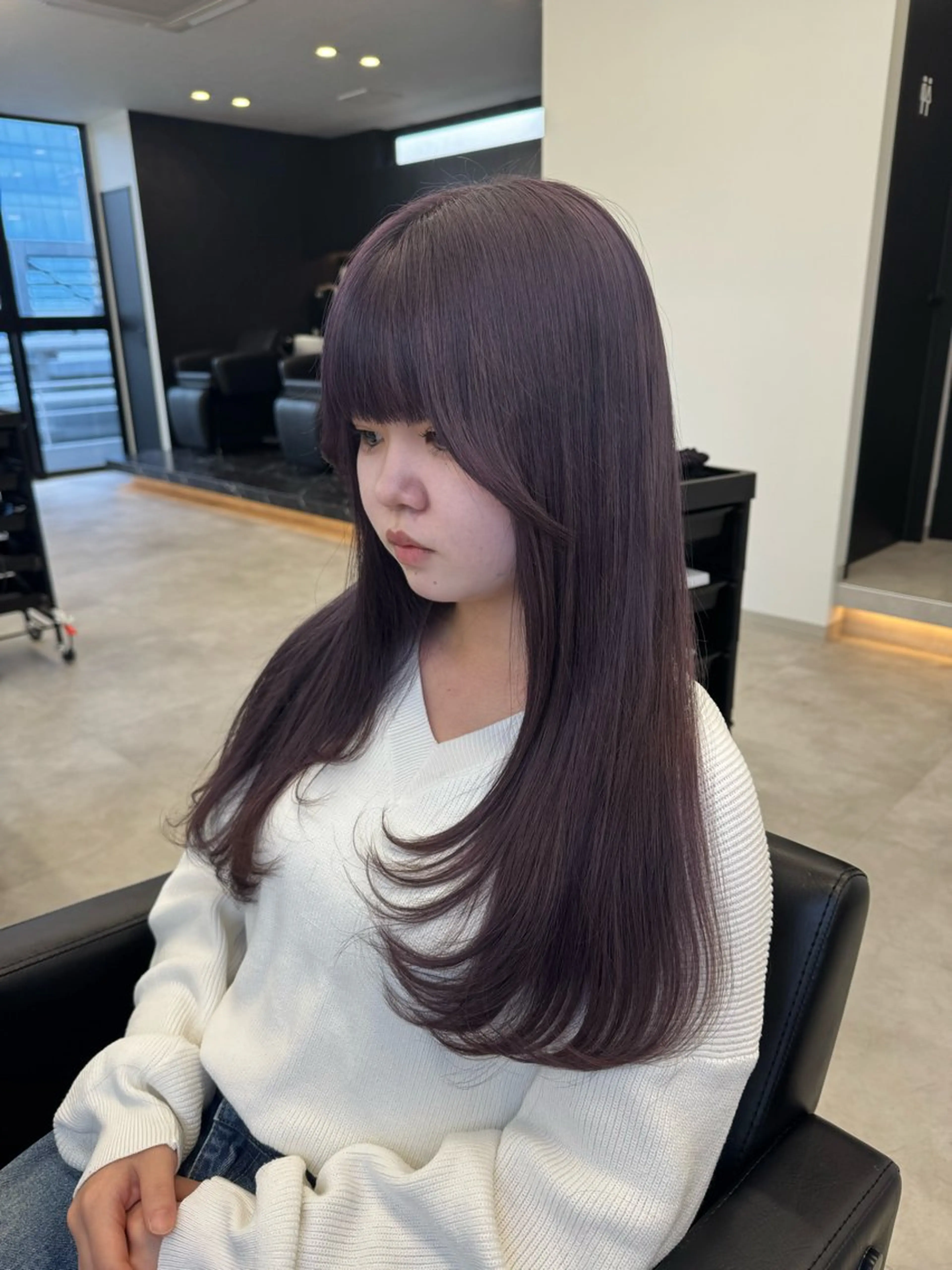 ロング カラー ブリーチ ディープパープル パープルカラー レイヤーカット カット ヘアカラー エクステ/ベージュ 韓国ヘア/KENTAのヘアスタイル