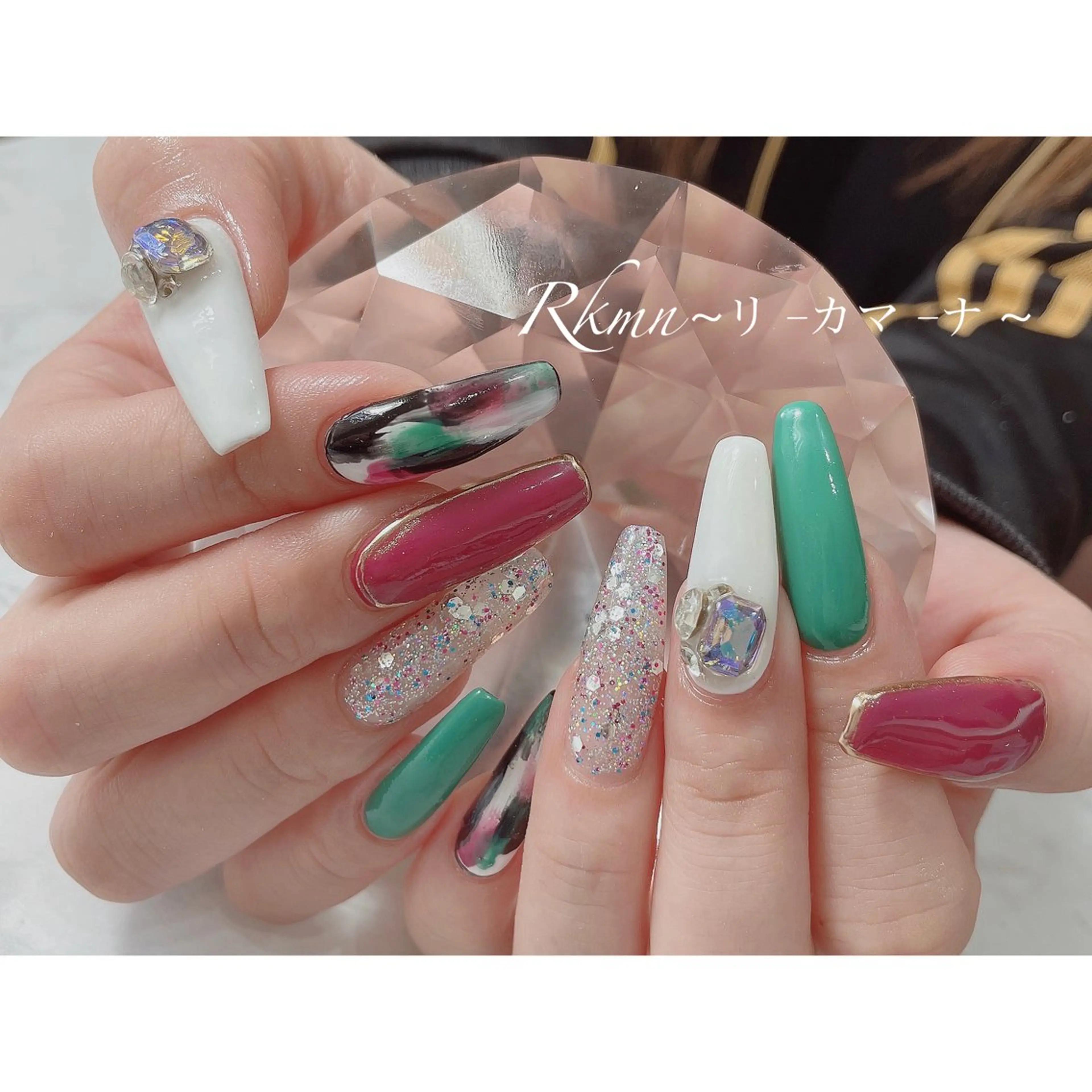 ネイル アートネイル キラキラネイル ラメ(グリッター) ミラーネイル ニュアンスネイル ハンドネイル フットネイル ハンドケア Rkmn ~リ-カマ-ナ~のネイルデザイン