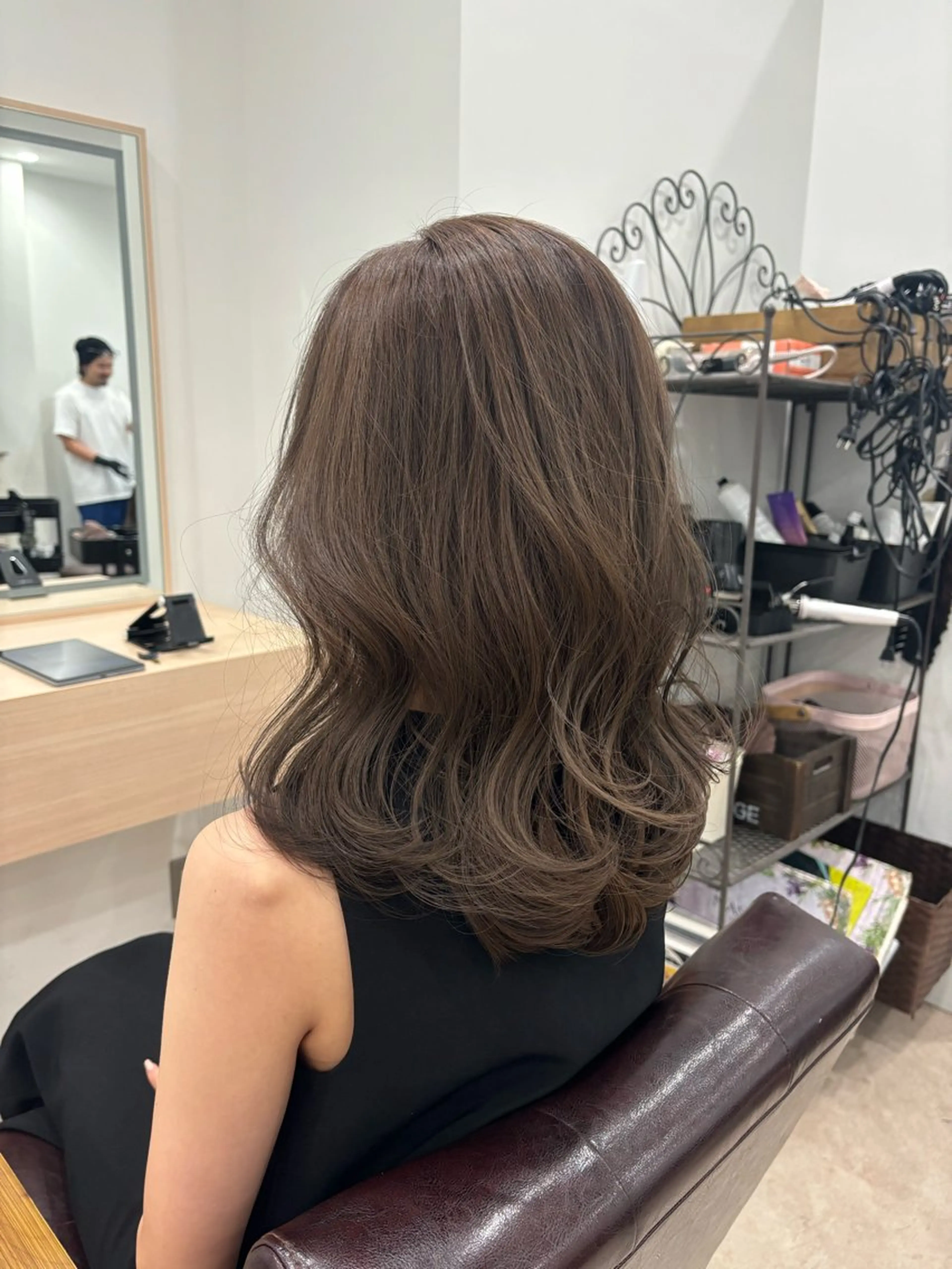 セミロング カラー ヘアアレンジ カット ヘアカラー トリートメント kei/透明感カラー /ベージュ/髪質改善のヘアスタイル