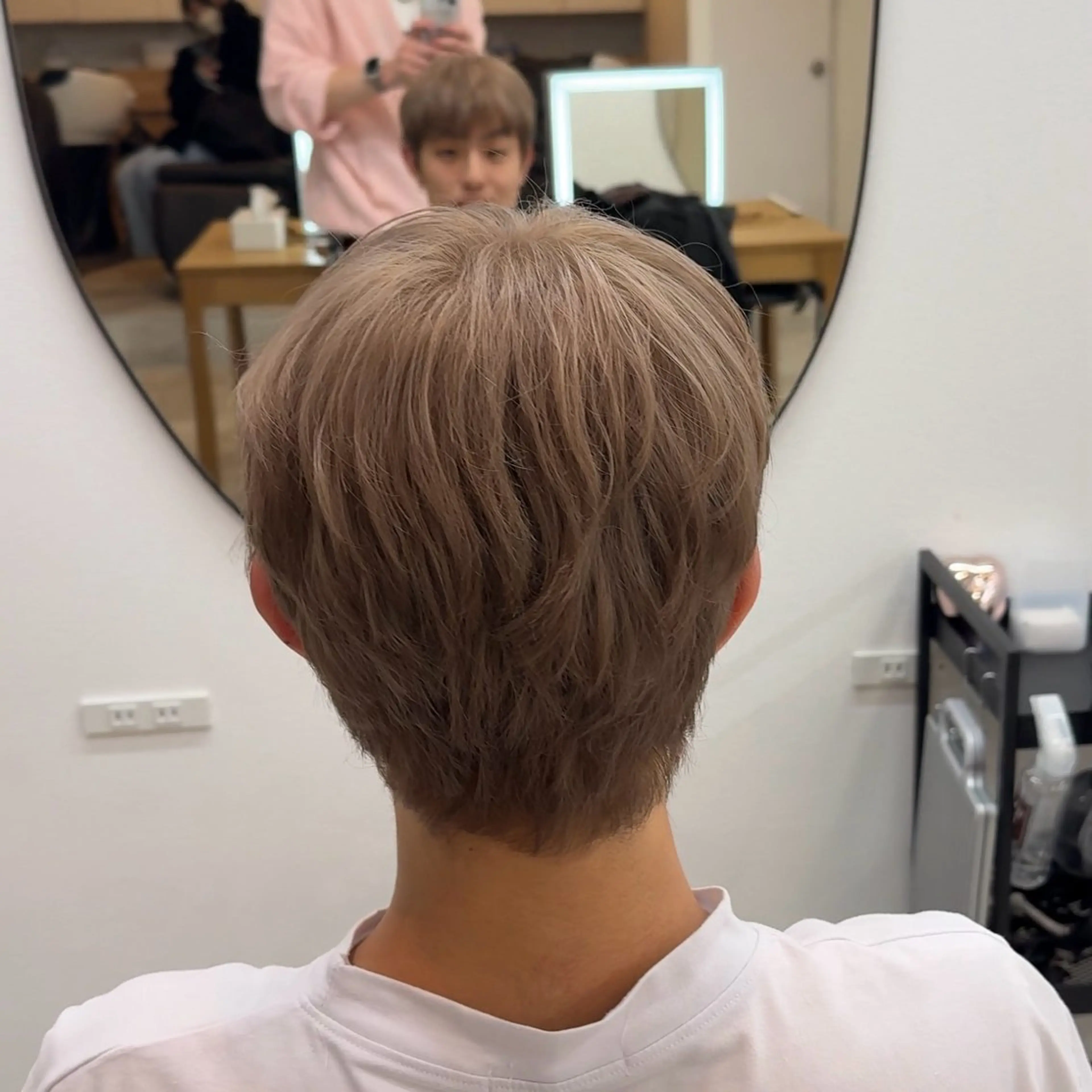 ミディアム カラー ベージュカラー ブリーチ ヘアカラー ブリーチカラー/原宿 /髪質改善/shinのヘアスタイル