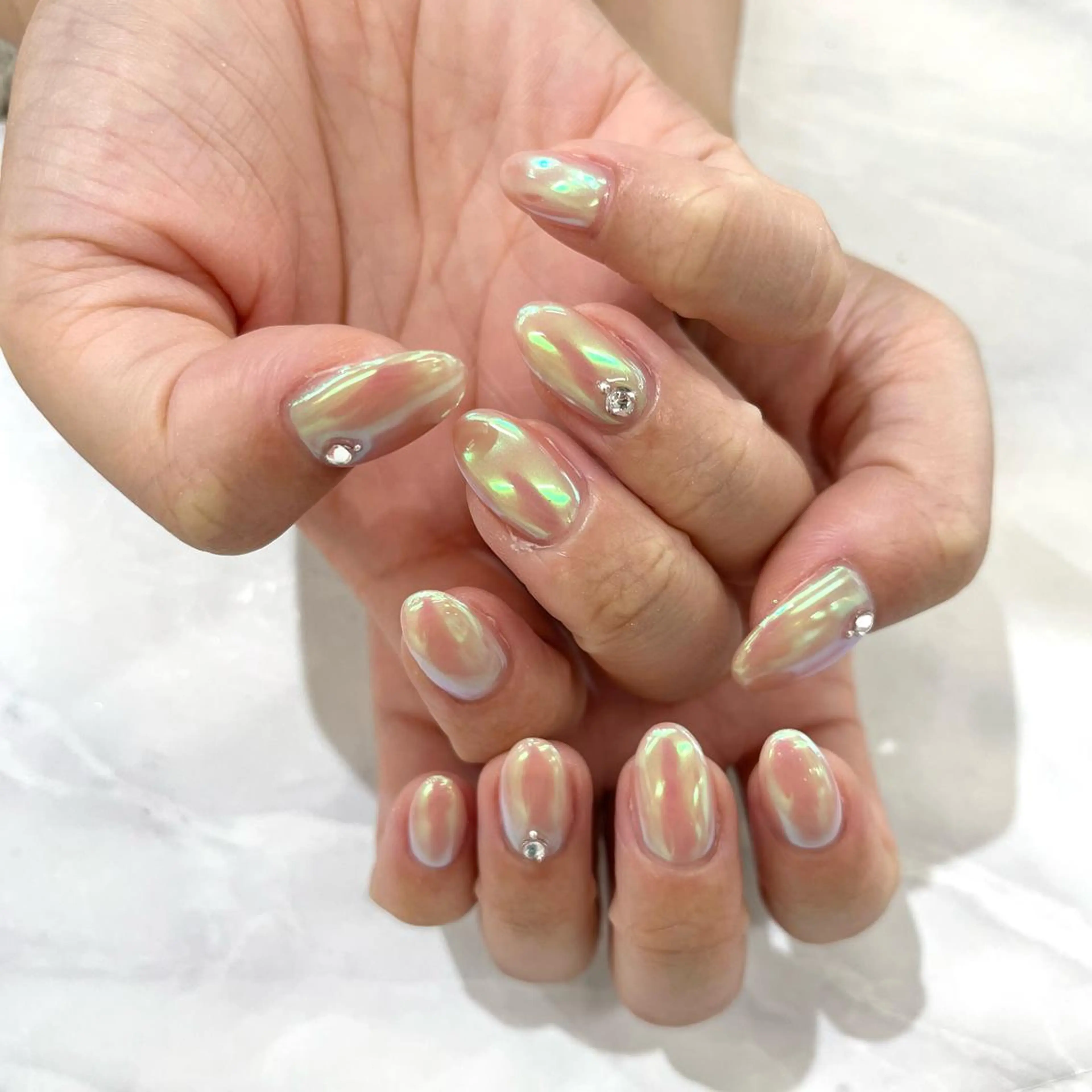 ネイル オーロラネイル KODA308 Saoriのネイルデザイン