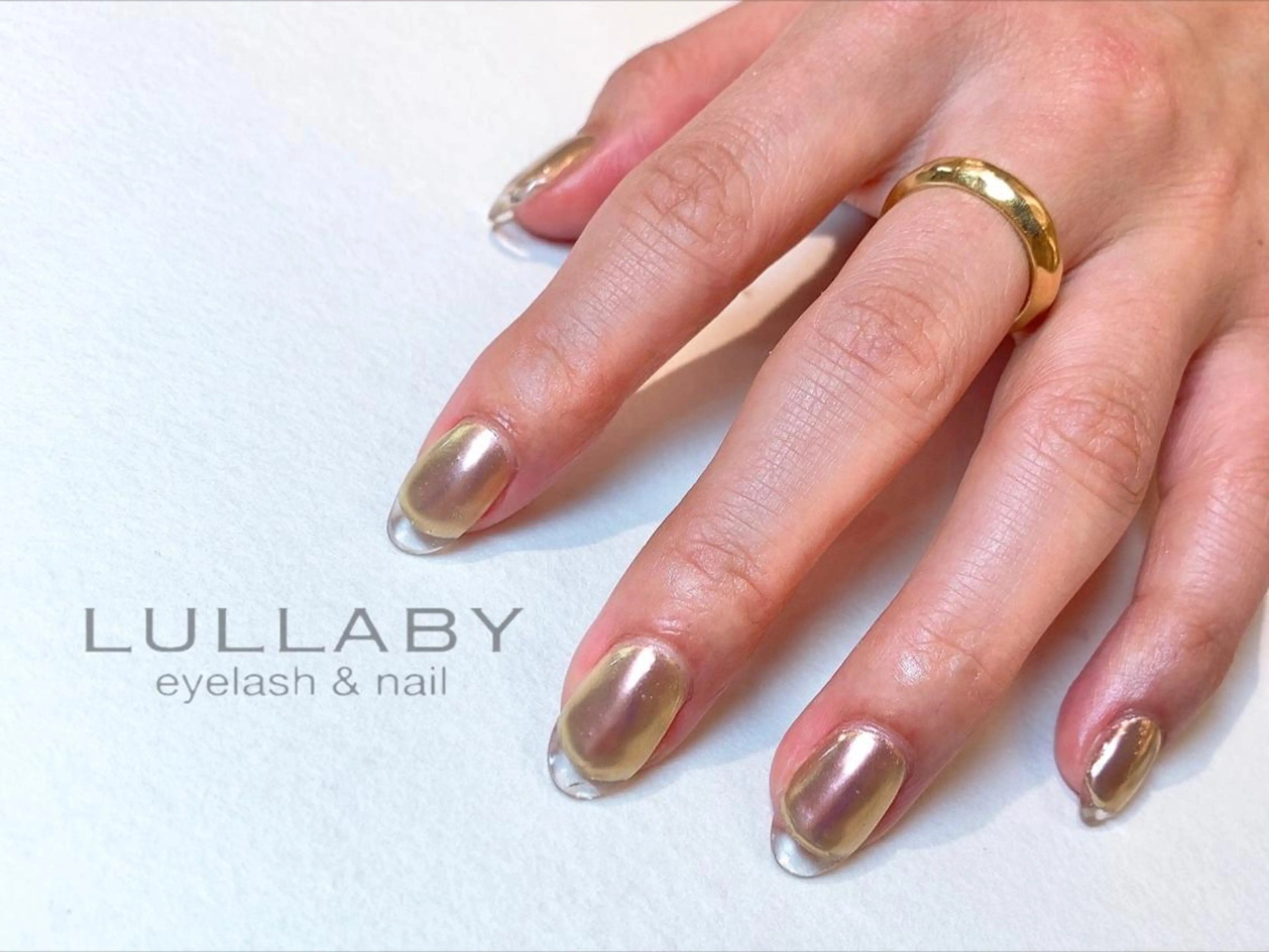 ネイル ジェルネイル スカルプネイル LULLABY 銀座並木通り店のネイルデザイン