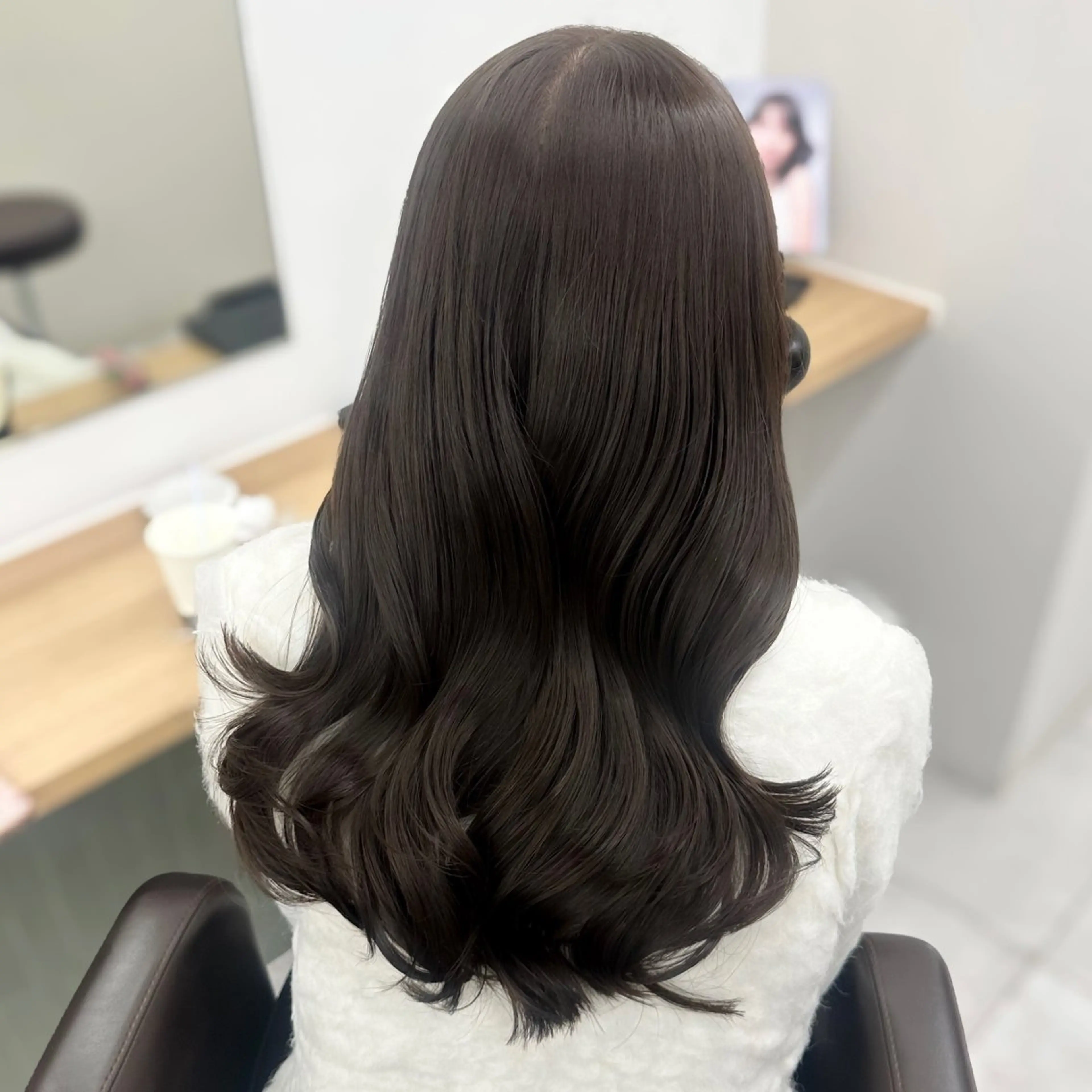 セミロング カラー カット ヘアカラー トリートメント ブリーチなし/レイヤ ー特化🌈Tommyのヘアスタイル