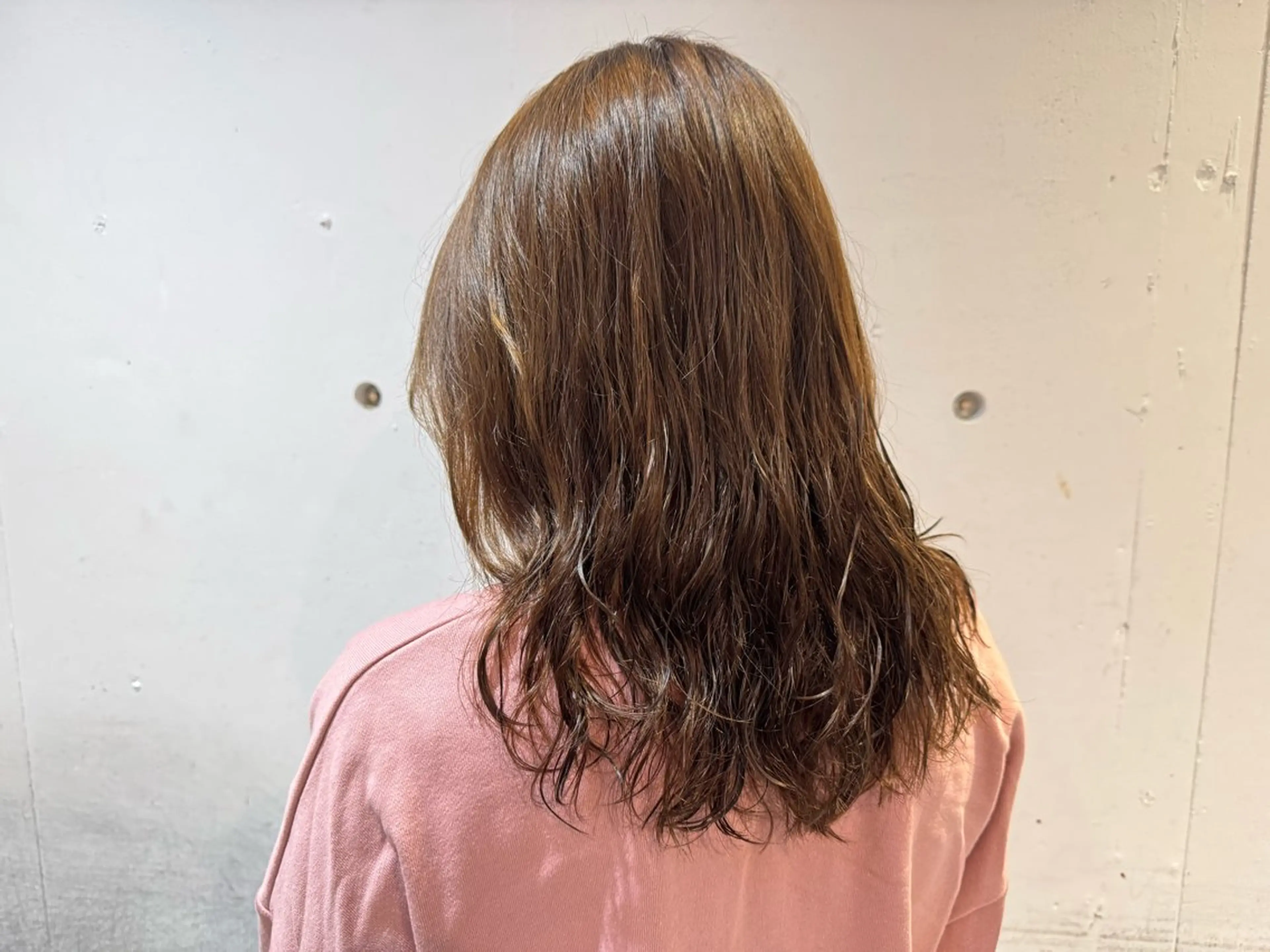カラー パーマ グレージュ モカグレージュ デジタルパーマ AiRU hair RIRIKOのヘアスタイル