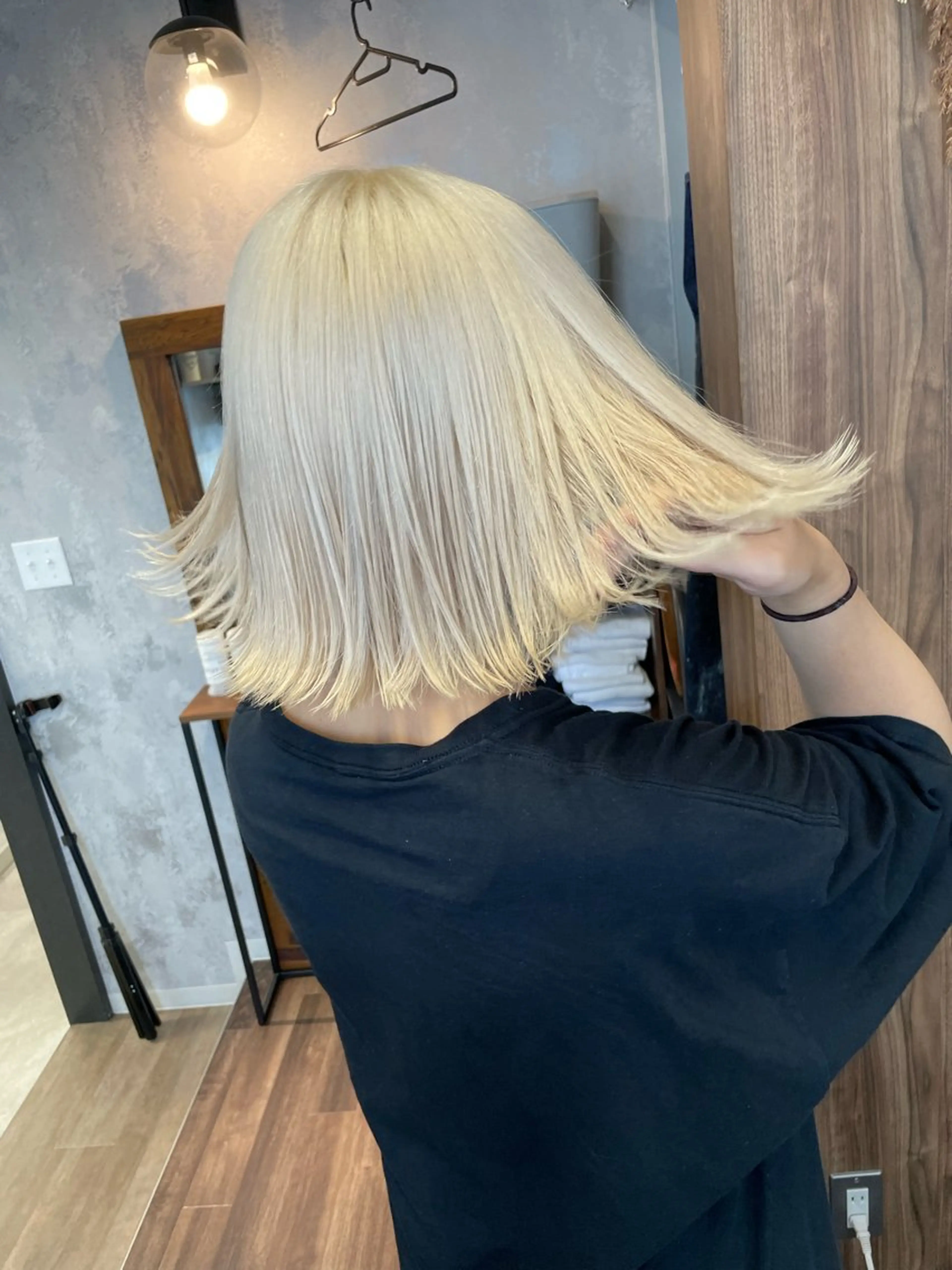 ミディアム カラー ヘアカラー トリートメント Lull (シェアサロンReco VIProom)所属・Lull1人美容室 バレイヤージュのヘアスタイル