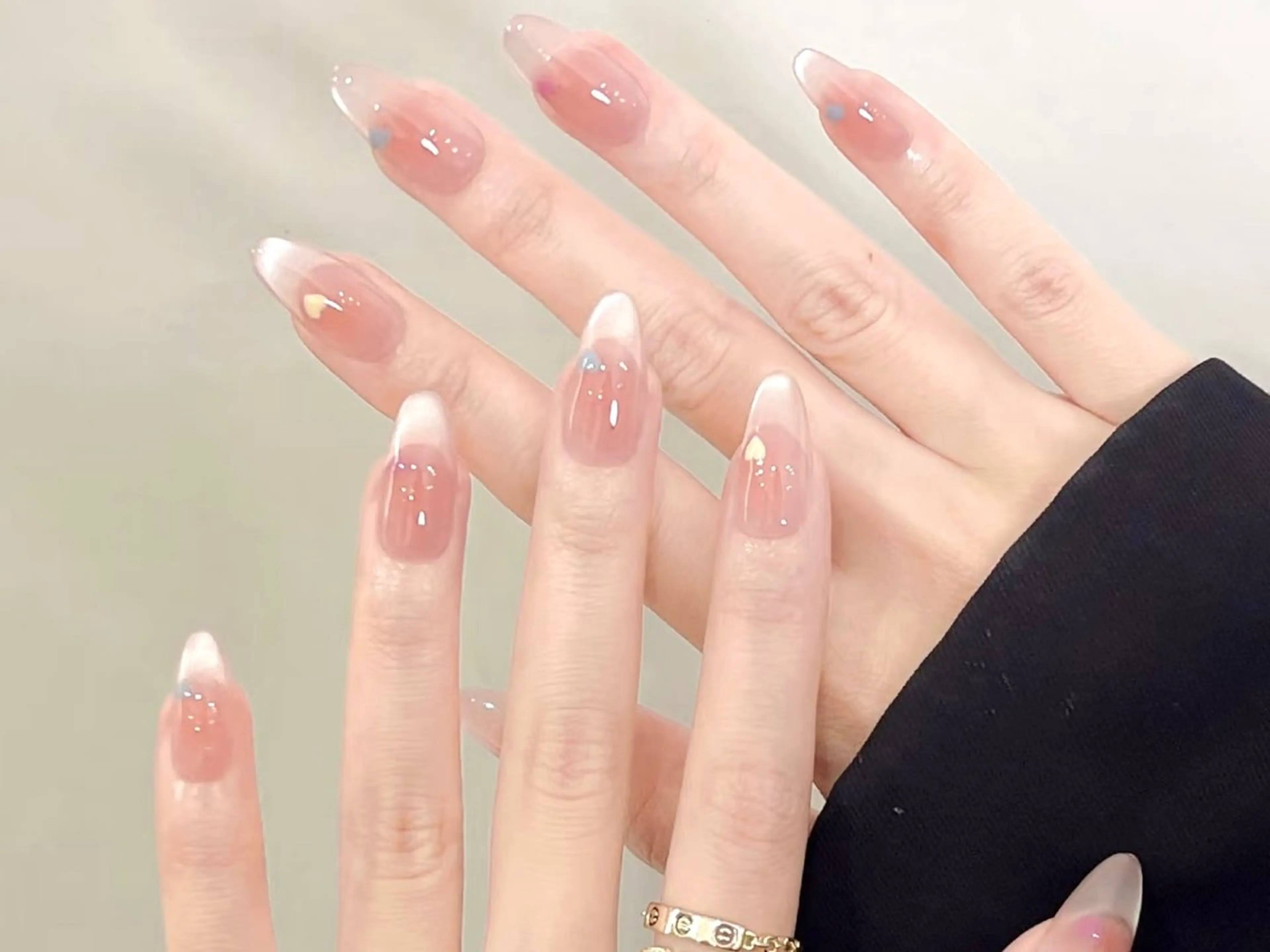 ネイル フレンチネイル マグネットネイル マグネットフレンチ ハンドネイル ハンドケア DarkHoney 池袋店のネイルデザイン