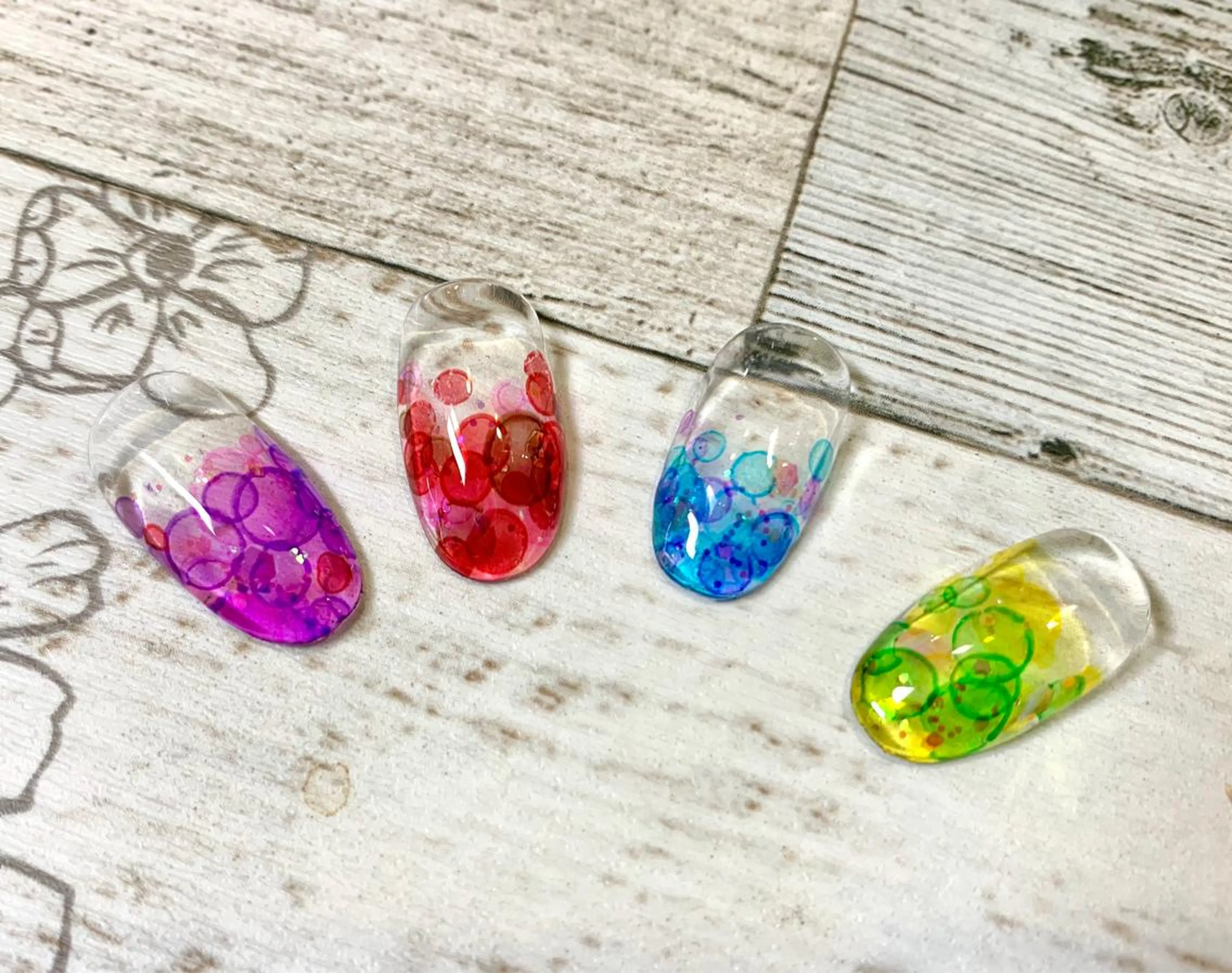 ネイル アートネイル ku-to所属・林 志帆子【en2号店】のマツエク・マツパデザイン