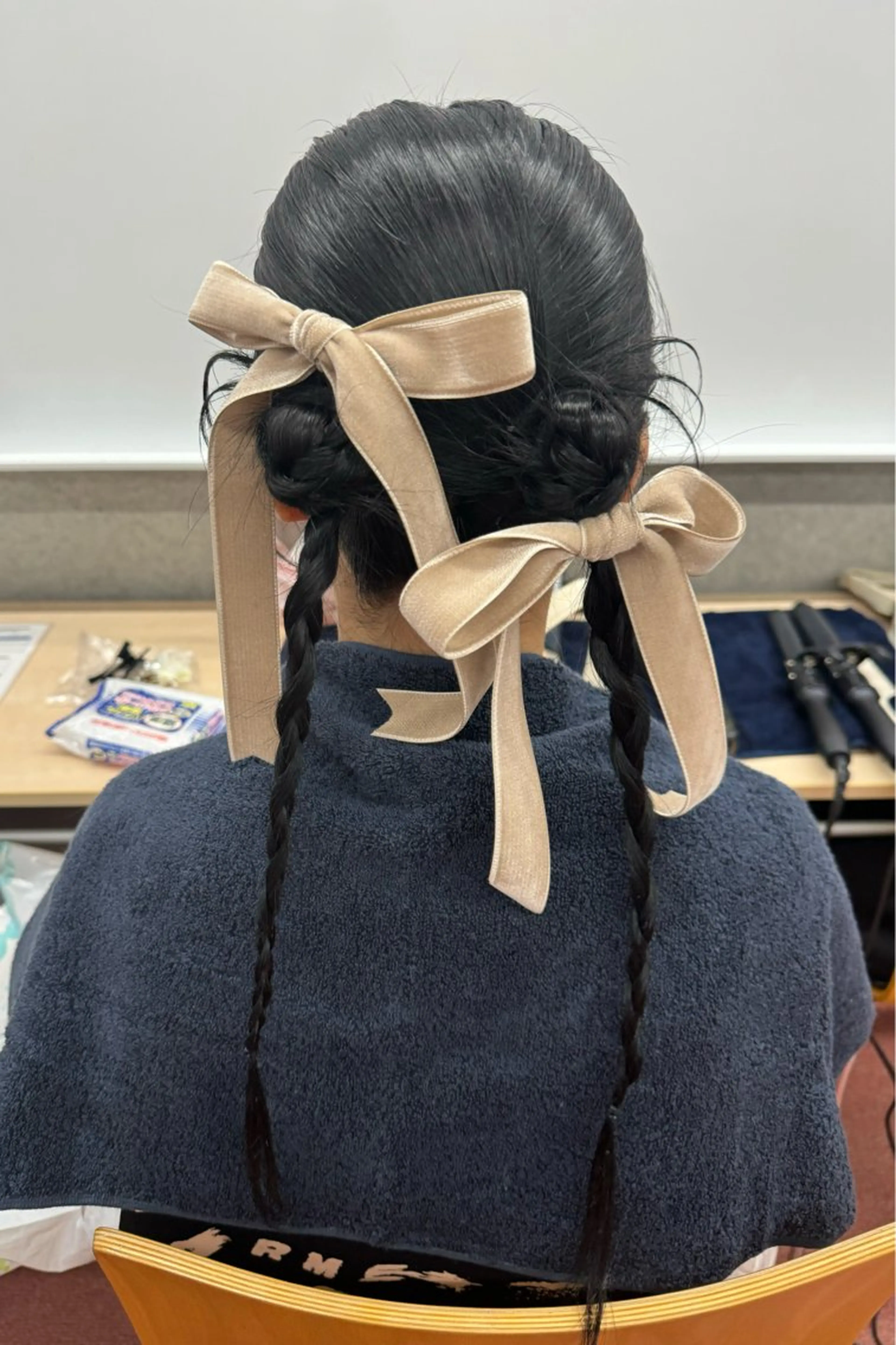 セミロング ヘアアレンジ ヘアセット 石井 綺乃のヘアスタイル