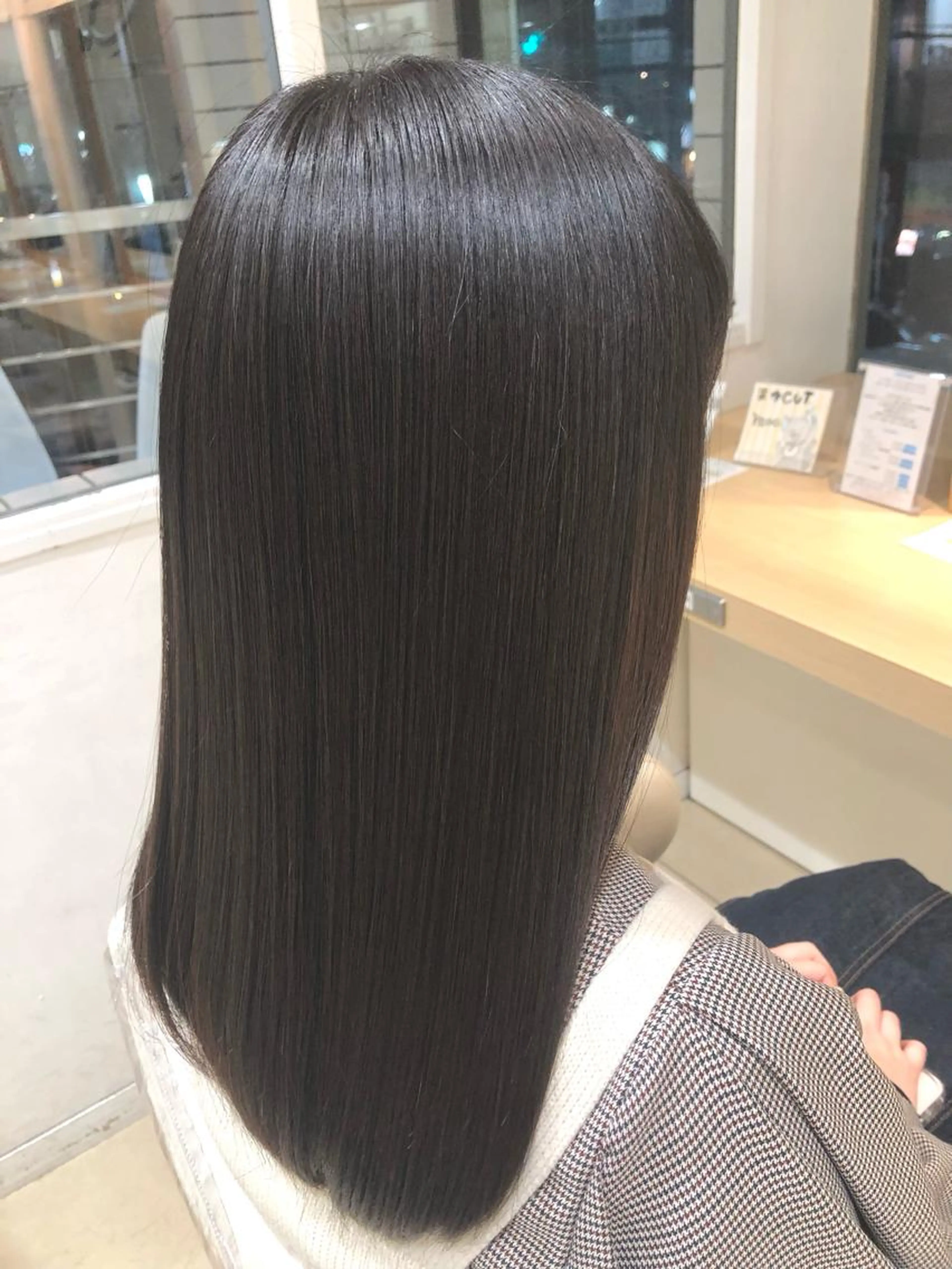 【癖髪とおさらば👋】カット & ナチュラル縮毛矯正 & トリートメントの写真