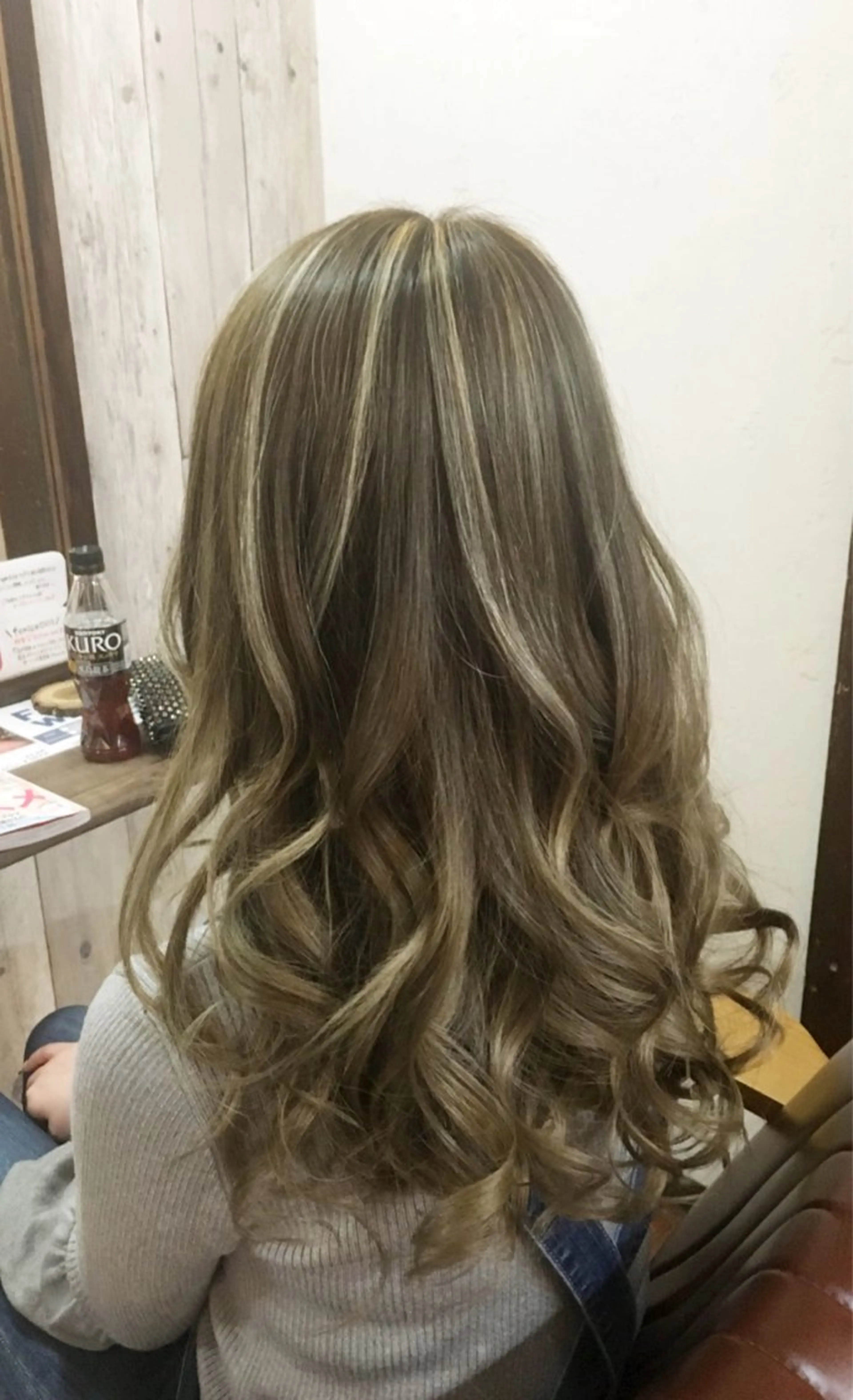 セミロング カラー ハイライトカラー ハイライト ヘアカラー メンズ大歓迎 ★feniceのヘアスタイル