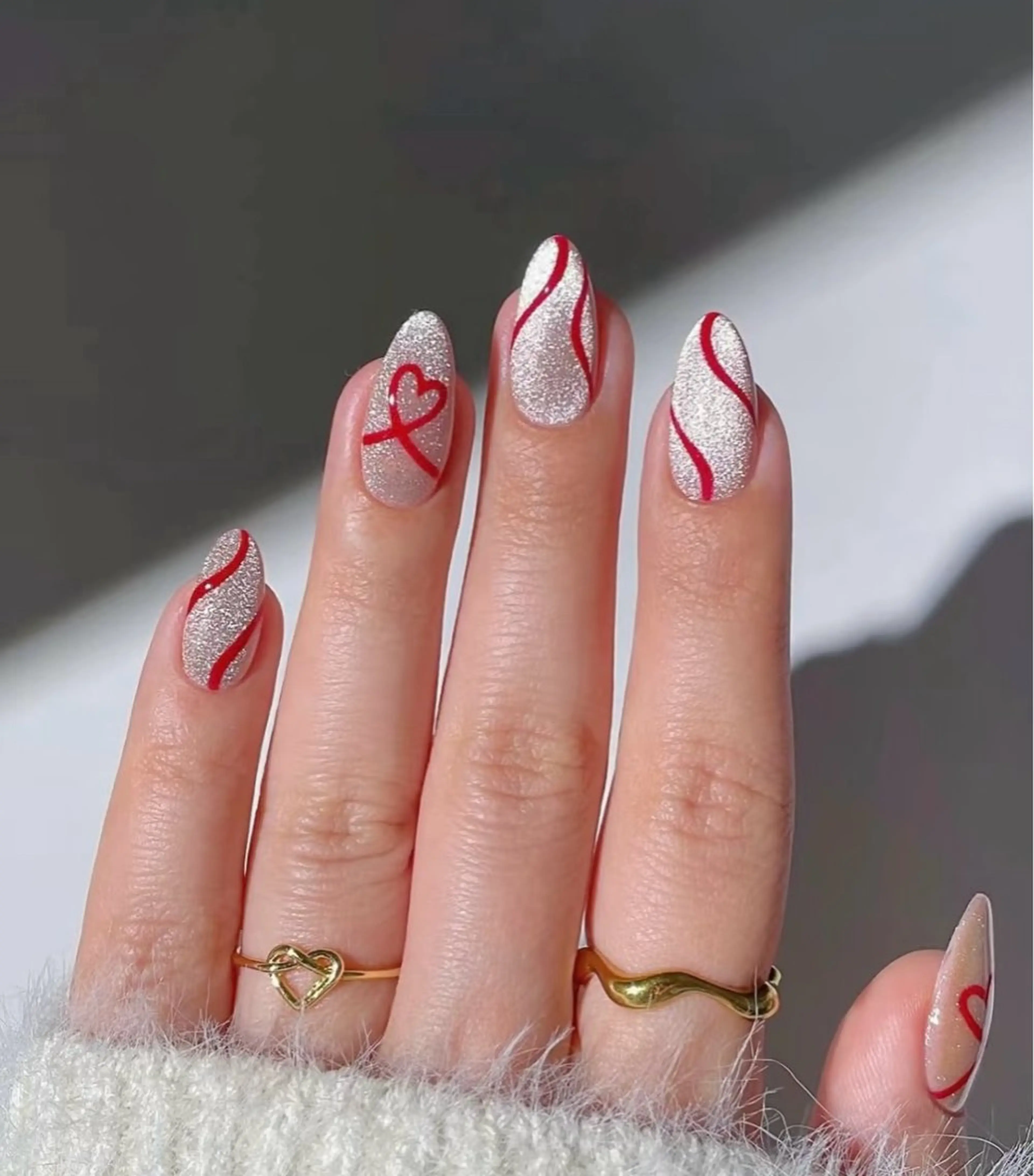 ネイル フラワーネイル フレンチネイル ジェルネイル ガラスフレンチ ハート ハンドネイル BabyYouMi nailのネイルデザイン