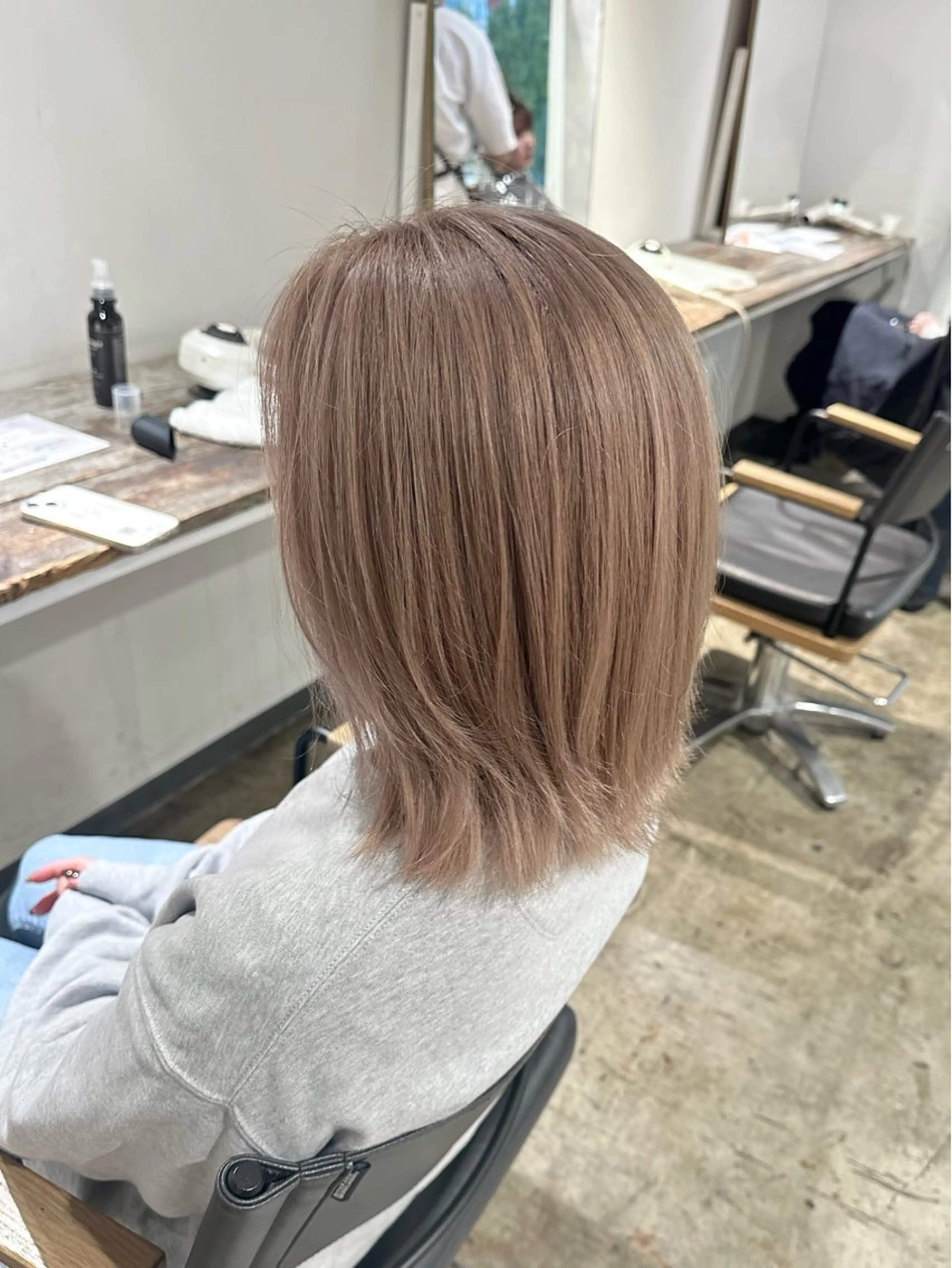 ミディアム カラー etore 矢場町 南沙希のヘアスタイル