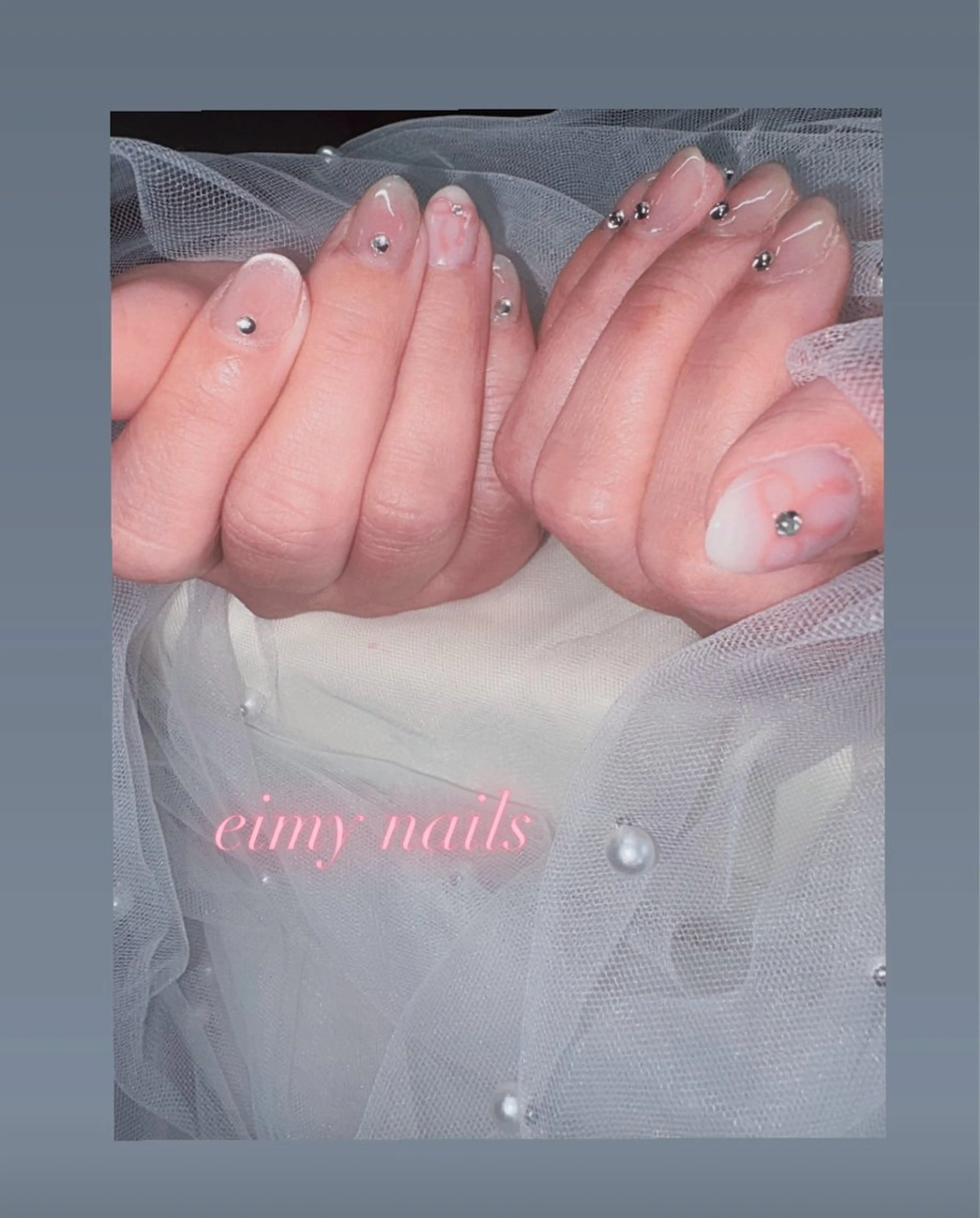 ネイル アートネイル チークネイル マグネットネイル マグネットワンカラー ワンカラーネイル ハンドネイル 🤍eimy nails🤍所属・eimy nails♡のネイルデザイン