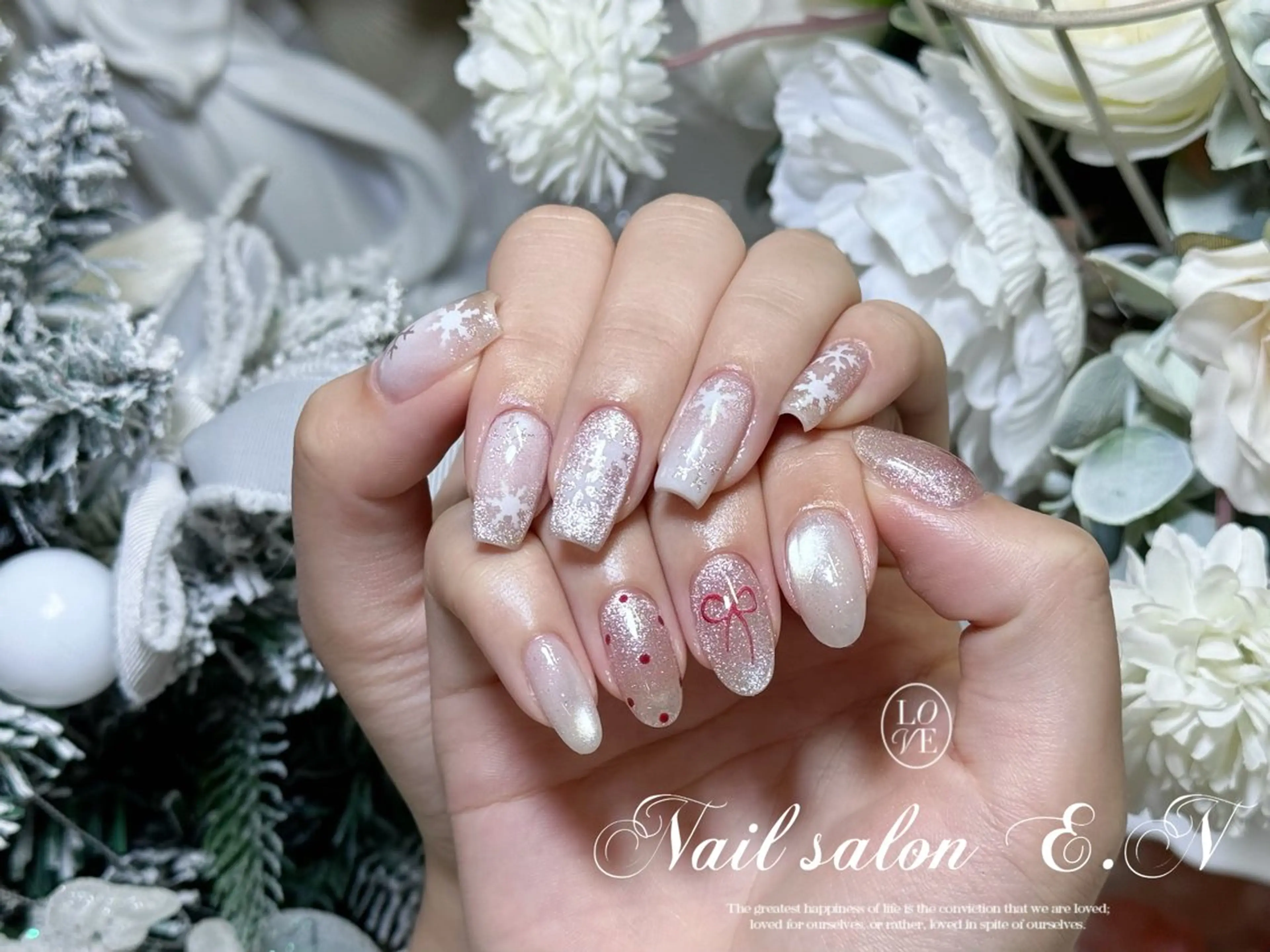 ネイル アートネイル オーロラネイル ガーリー キラキラネイル 韓国ネイル ハンドネイル E.N🦋 長さ出し/持ち込みのネイルデザイン