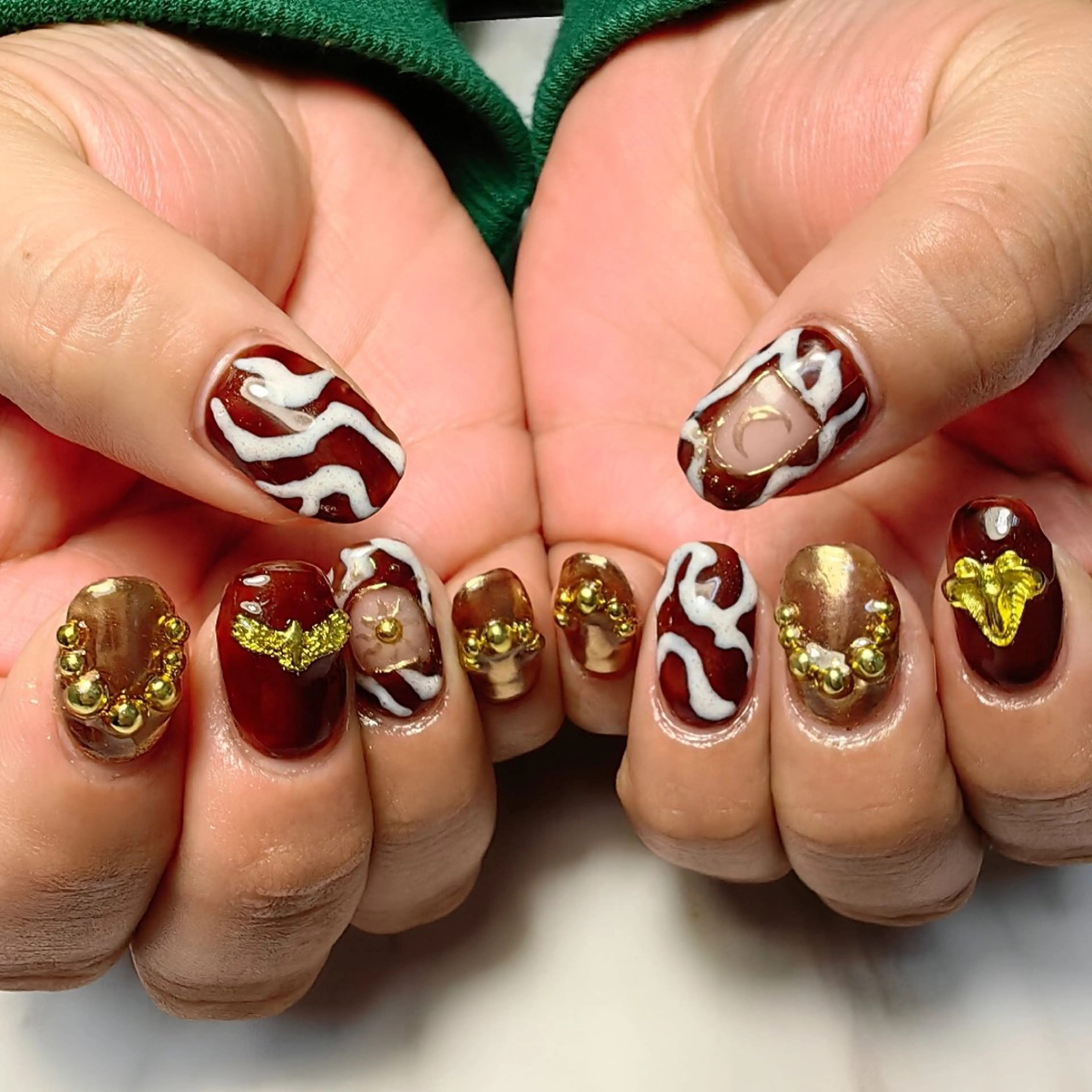 ネイル 持ち込み ハンドネイル reve あやののネイルデザイン