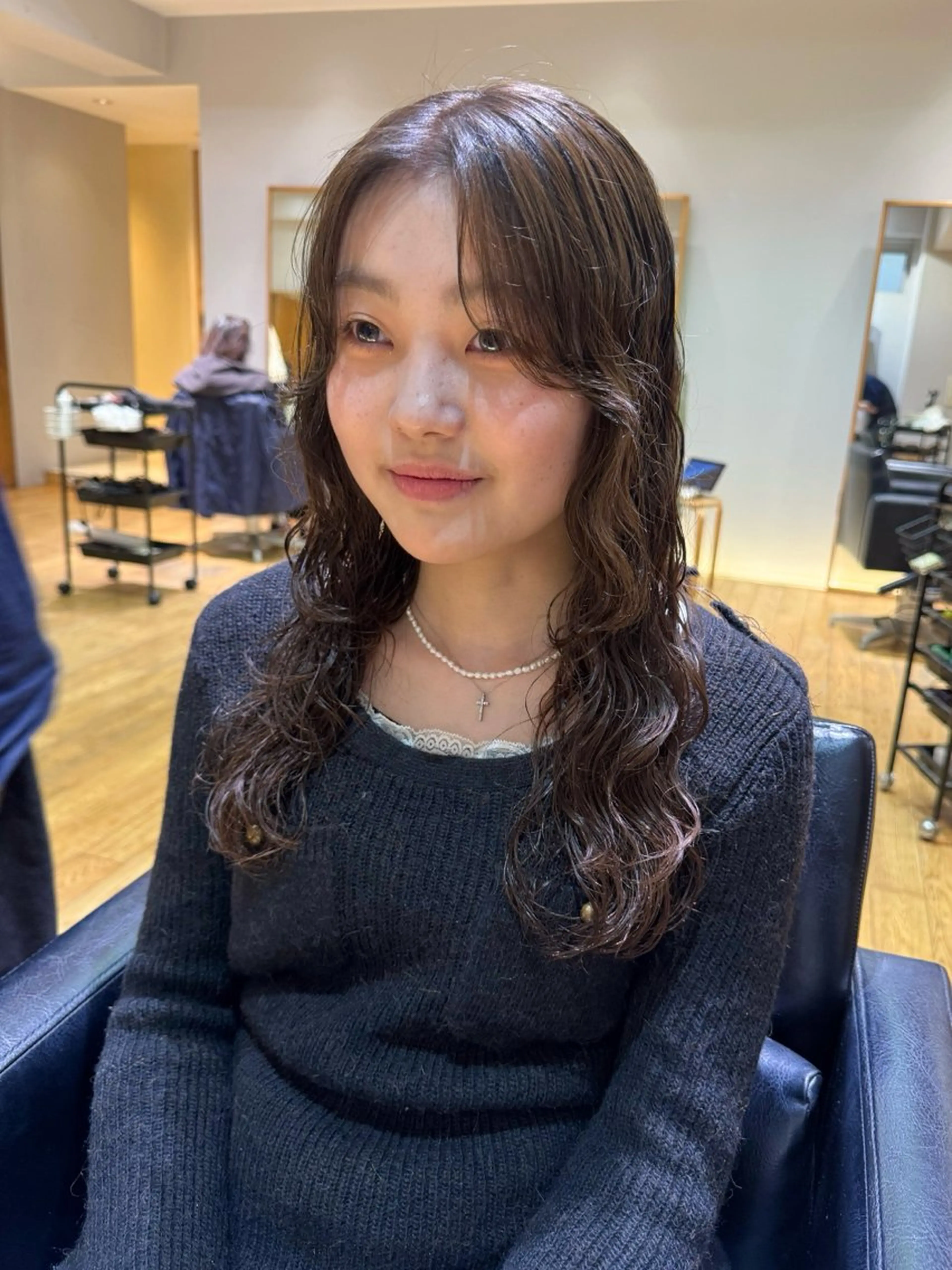 ミディアム パーマ ミディアムパーマ デジタルパーマ カット パーマ 大橋 芽衣のヘアスタイル