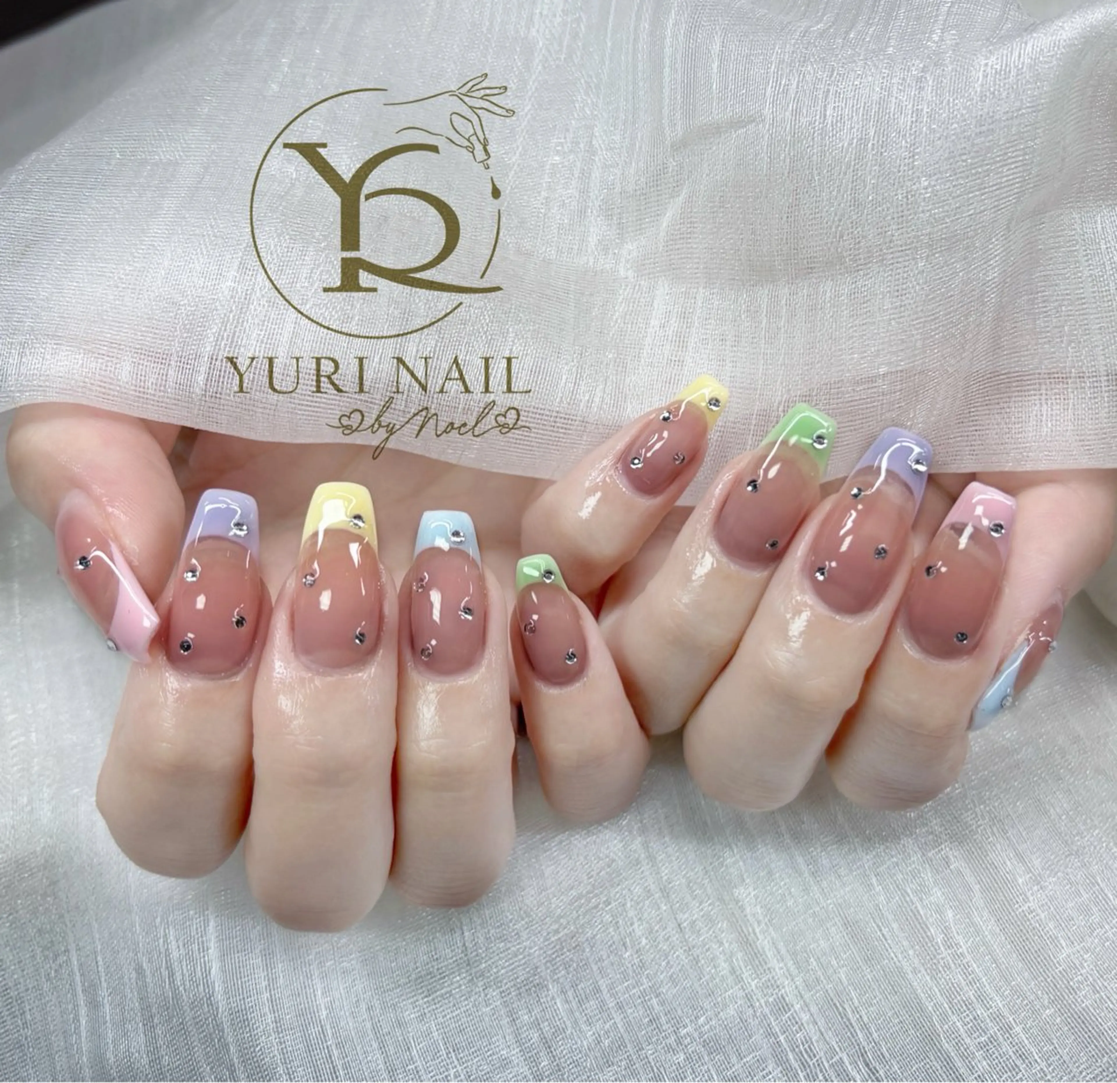 ネイル ハンドネイル フットネイル ハンドケア YURI Nail Narita所属・YURI Nail NARITAのネイルデザイン