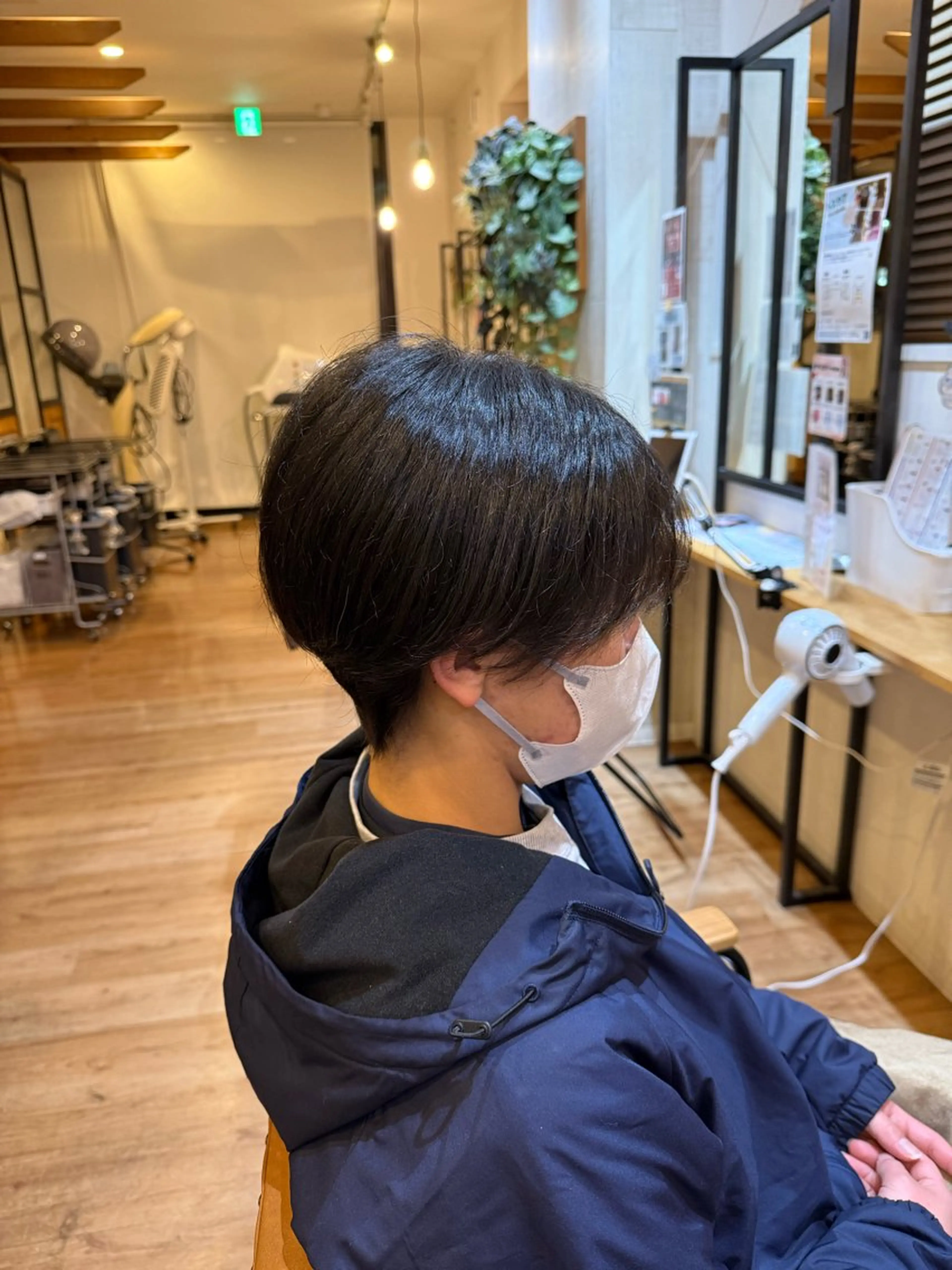 ショート anita by ganesha所属・北川 万里子のヘアスタイル