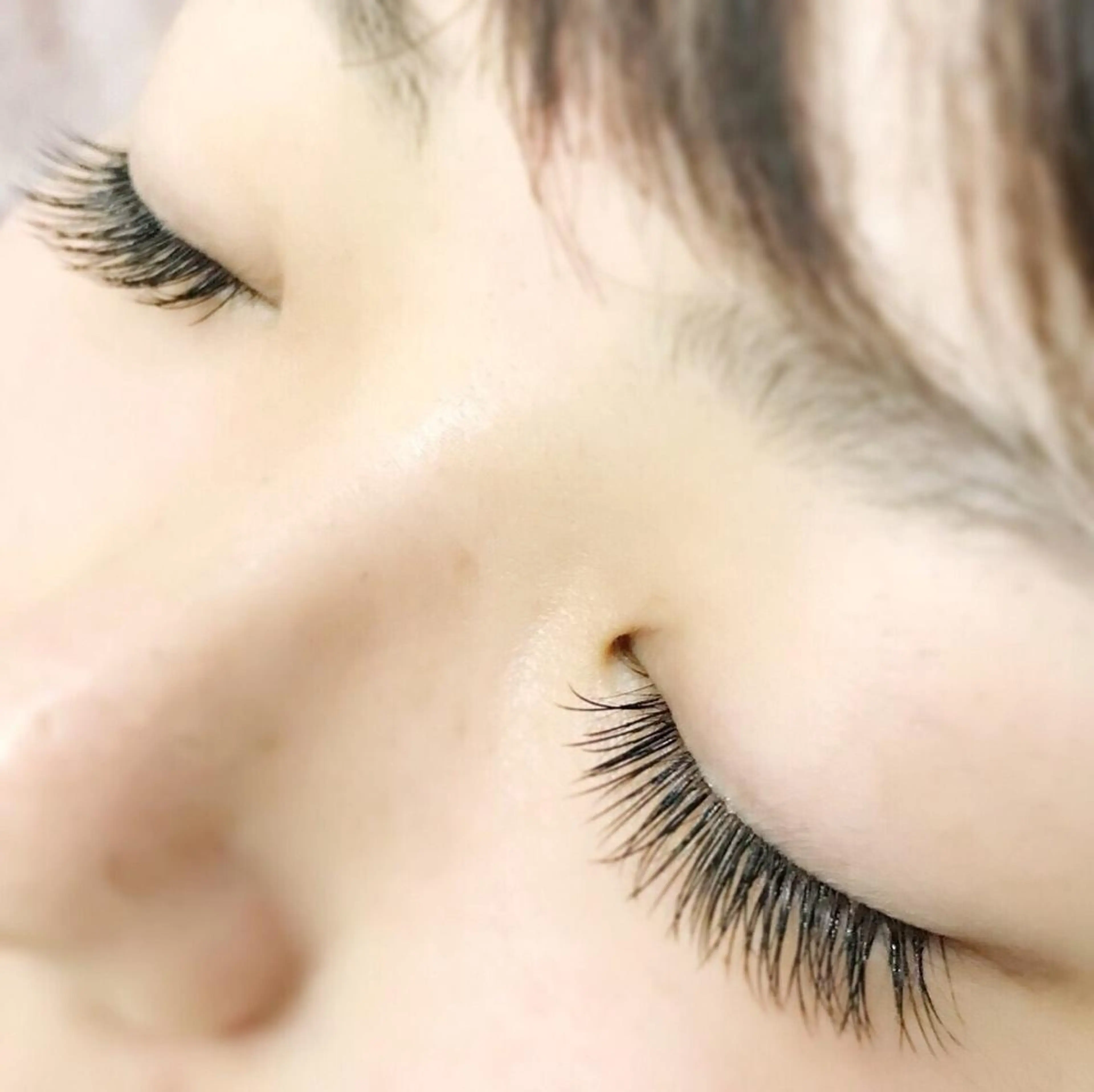 マツエク・マツパ MAK’s 草加店スタッフのネイルデザイン