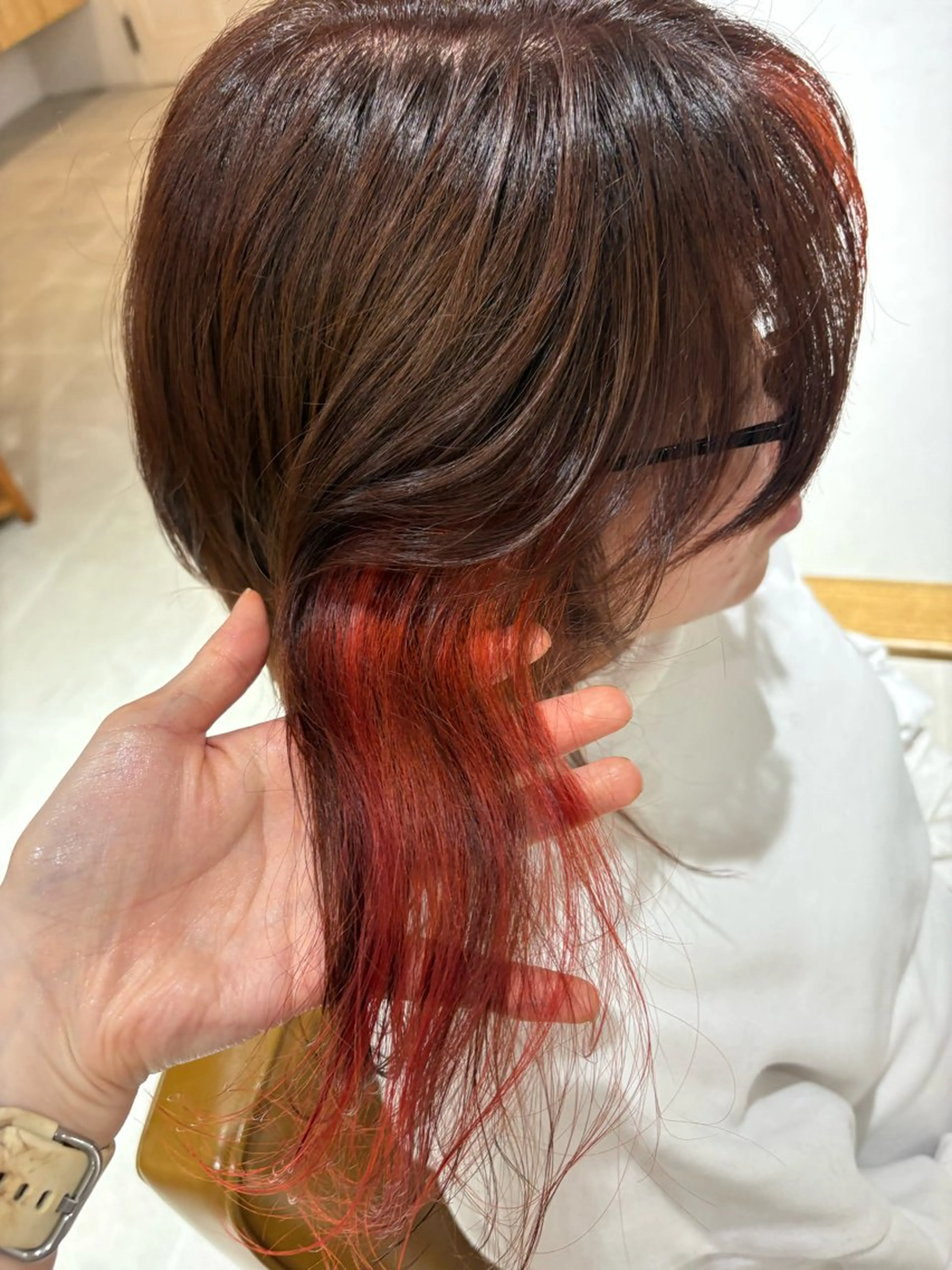 セミロング ヘアカラー 大西 杏依のヘアスタイル