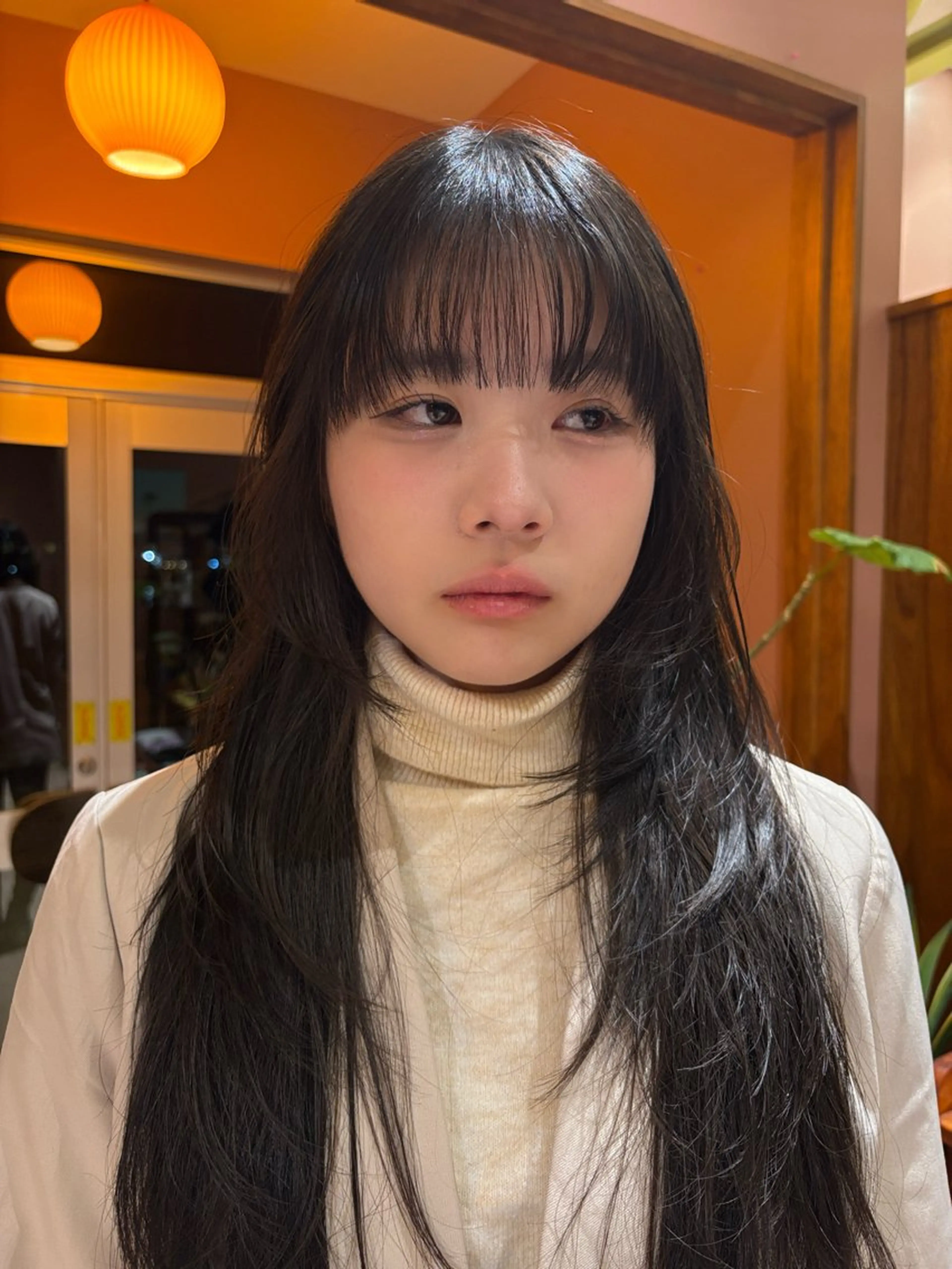 ロング レイヤーカット HI所属・【HI / YA】 ｓｕｚｕのヘアスタイル