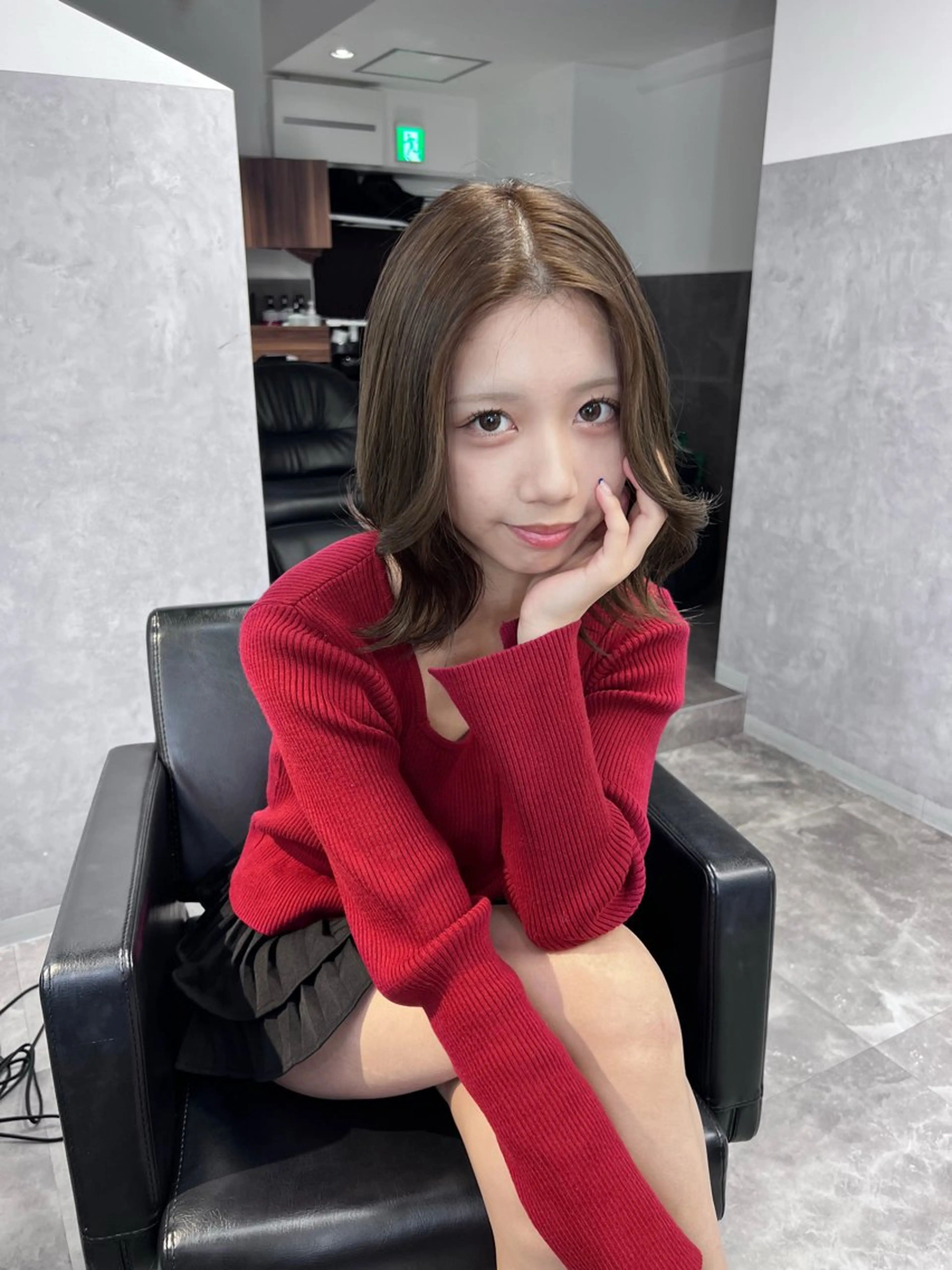 ミディアム カラー 黒髪 ブリーチ 透明感カラー 顔周りカット レイヤーカット カット ヘアカラー トリートメント TOMONA👑 GiseL梅田店のヘアスタイル