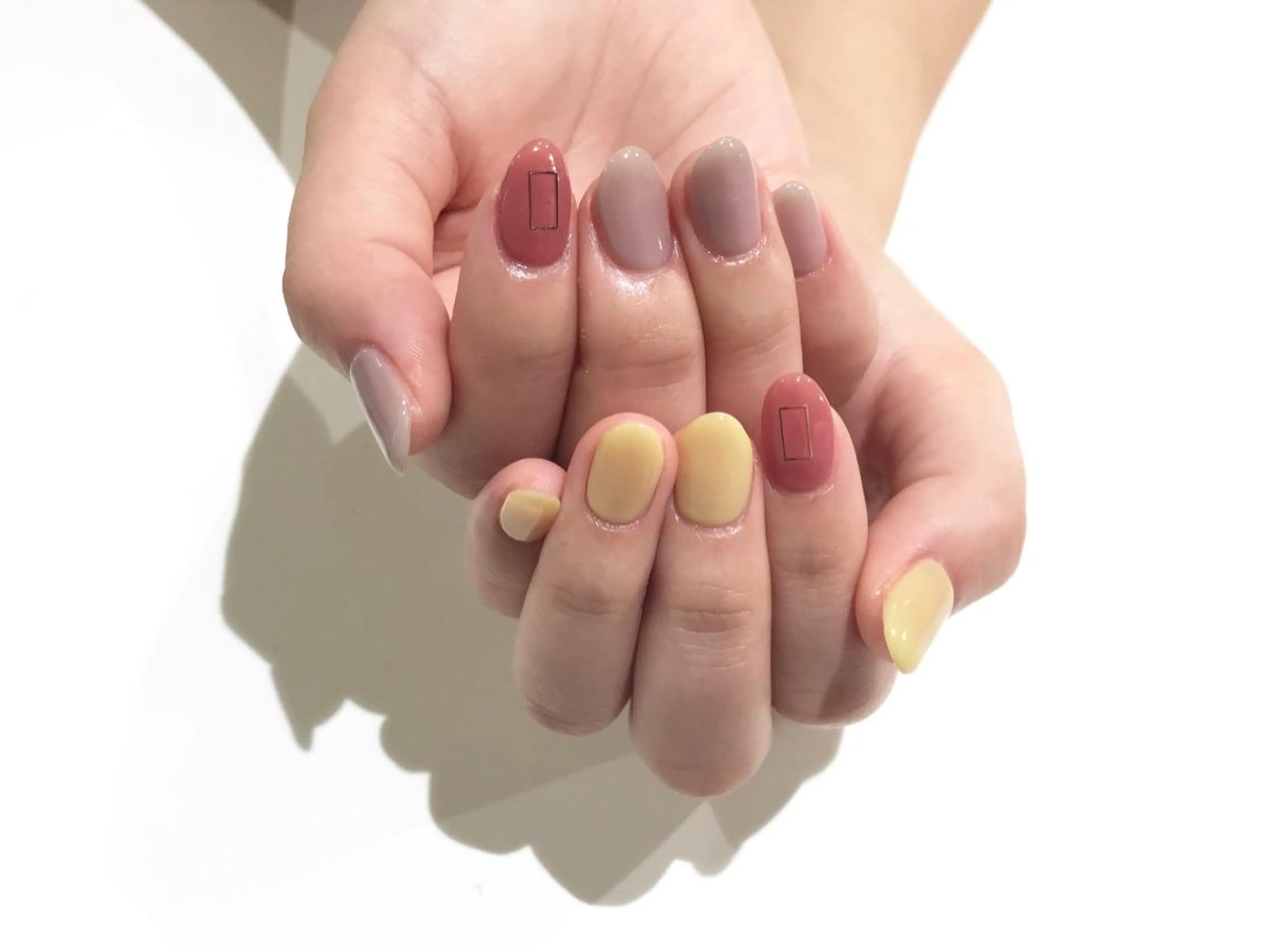 ネイル 舞田 苑香のネイルデザイン