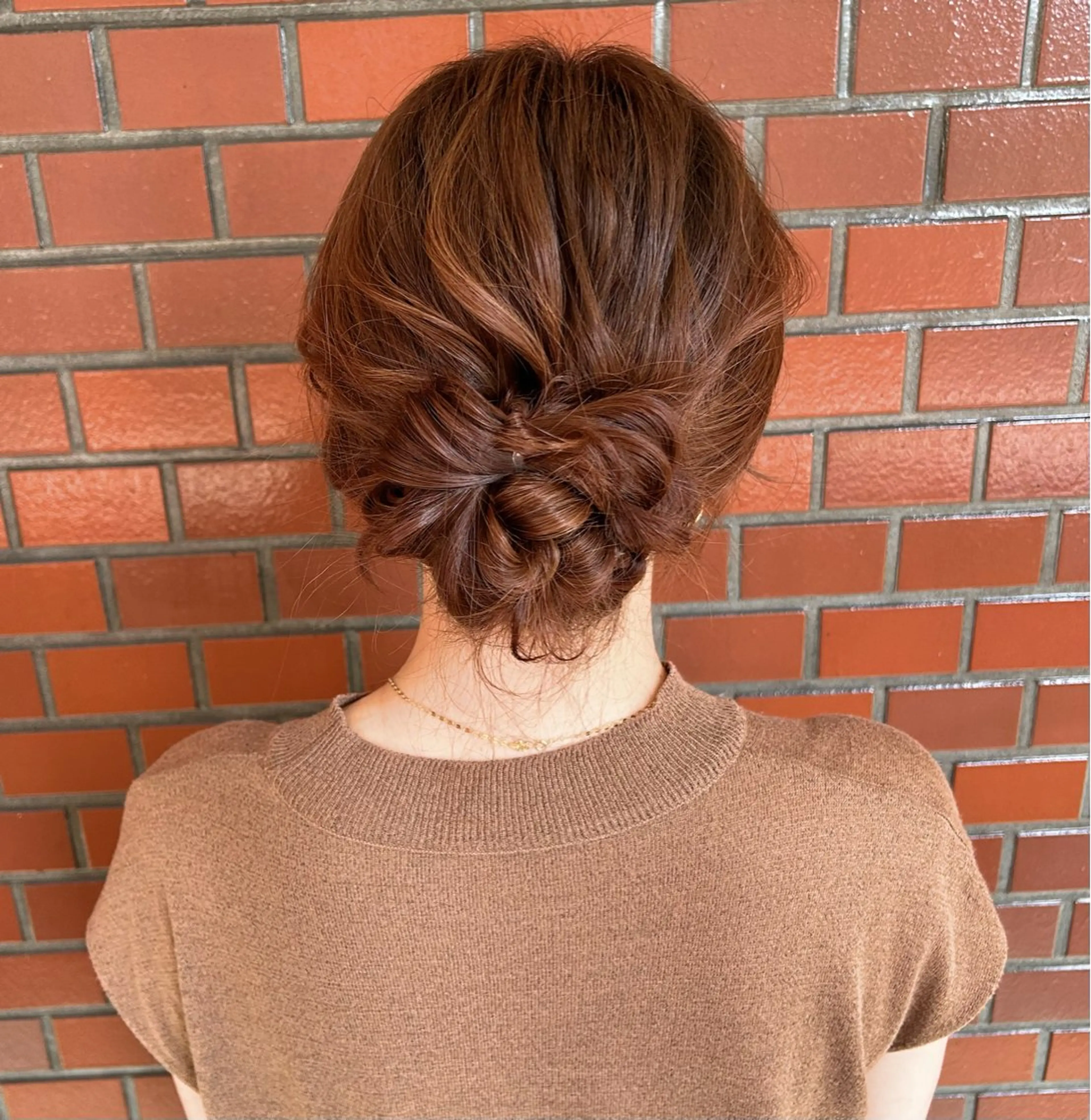 セミロング ヘアアレンジ ボブ くびれヘア 顔周りカット 韓国風ヘア レイヤーカット ブリーチなしベージュ /ヘアセット/ミユのヘアスタイル