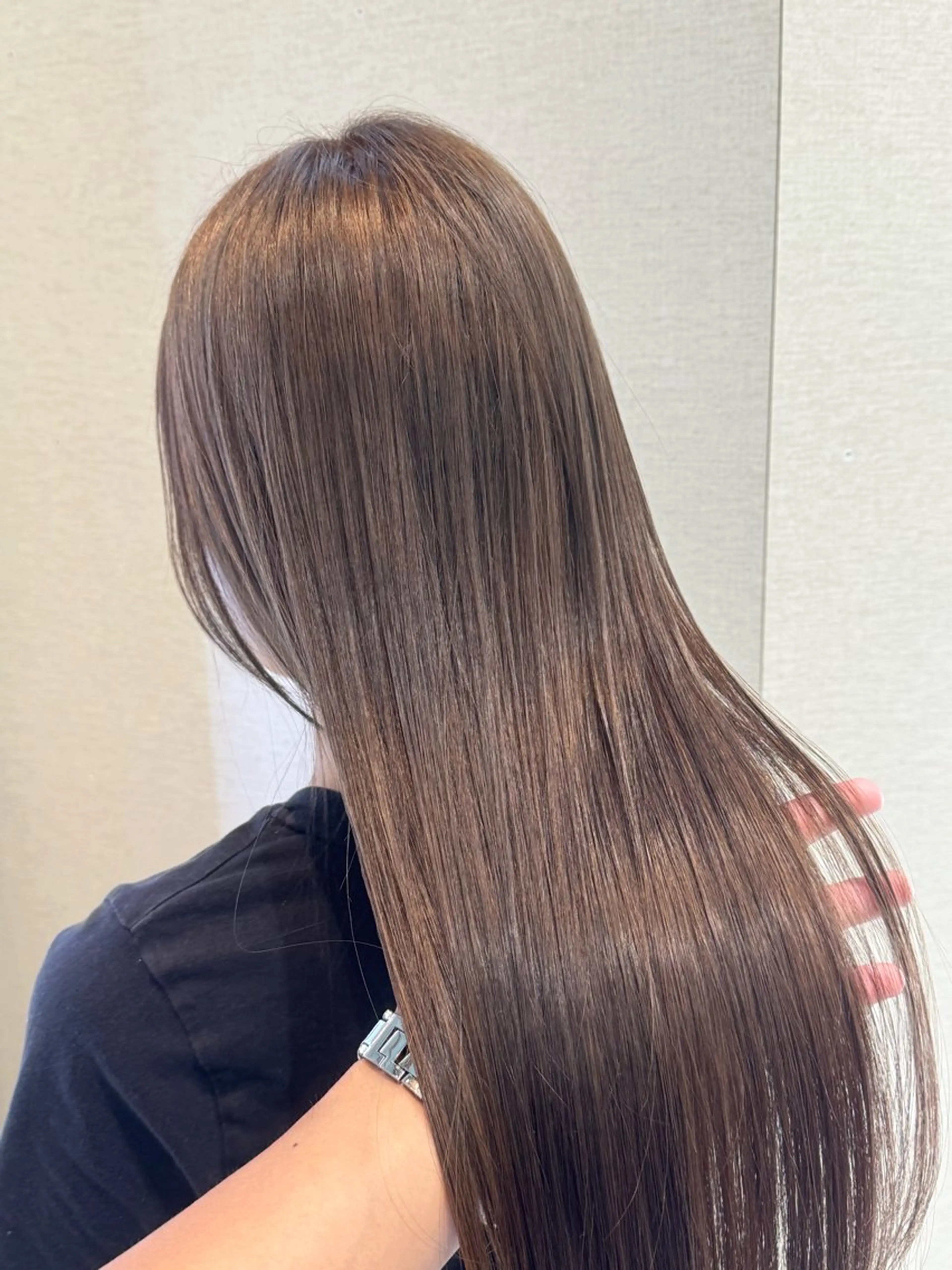 ロング ヘアカラー トリートメント ☃️顔周りレイヤー 韓国風SHUTOのヘアスタイル