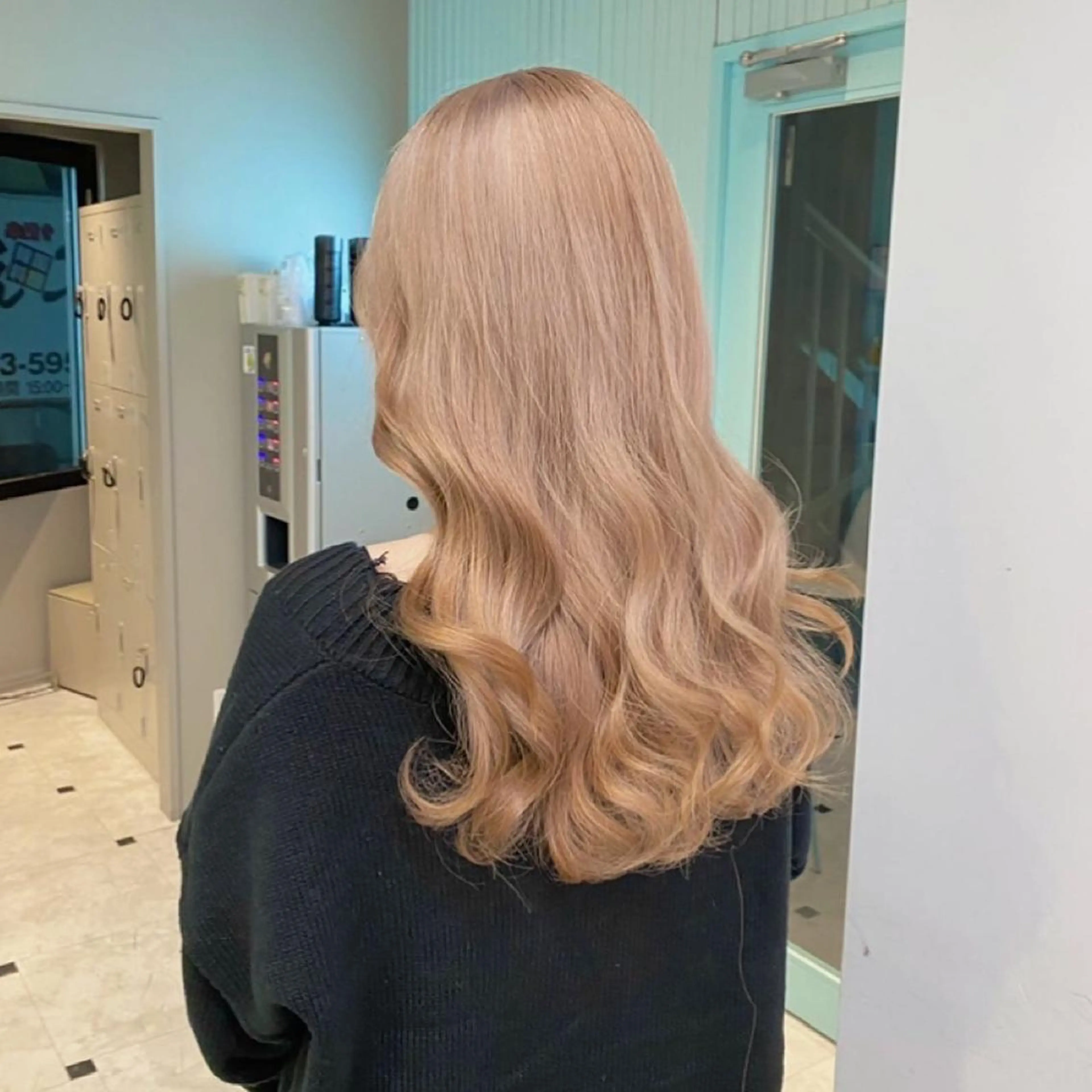 ロング カラー ヘアカラー トリートメント ヘアセット 🪄池袋ハイトーン 🪄ブリーチカラーのヘアスタイル