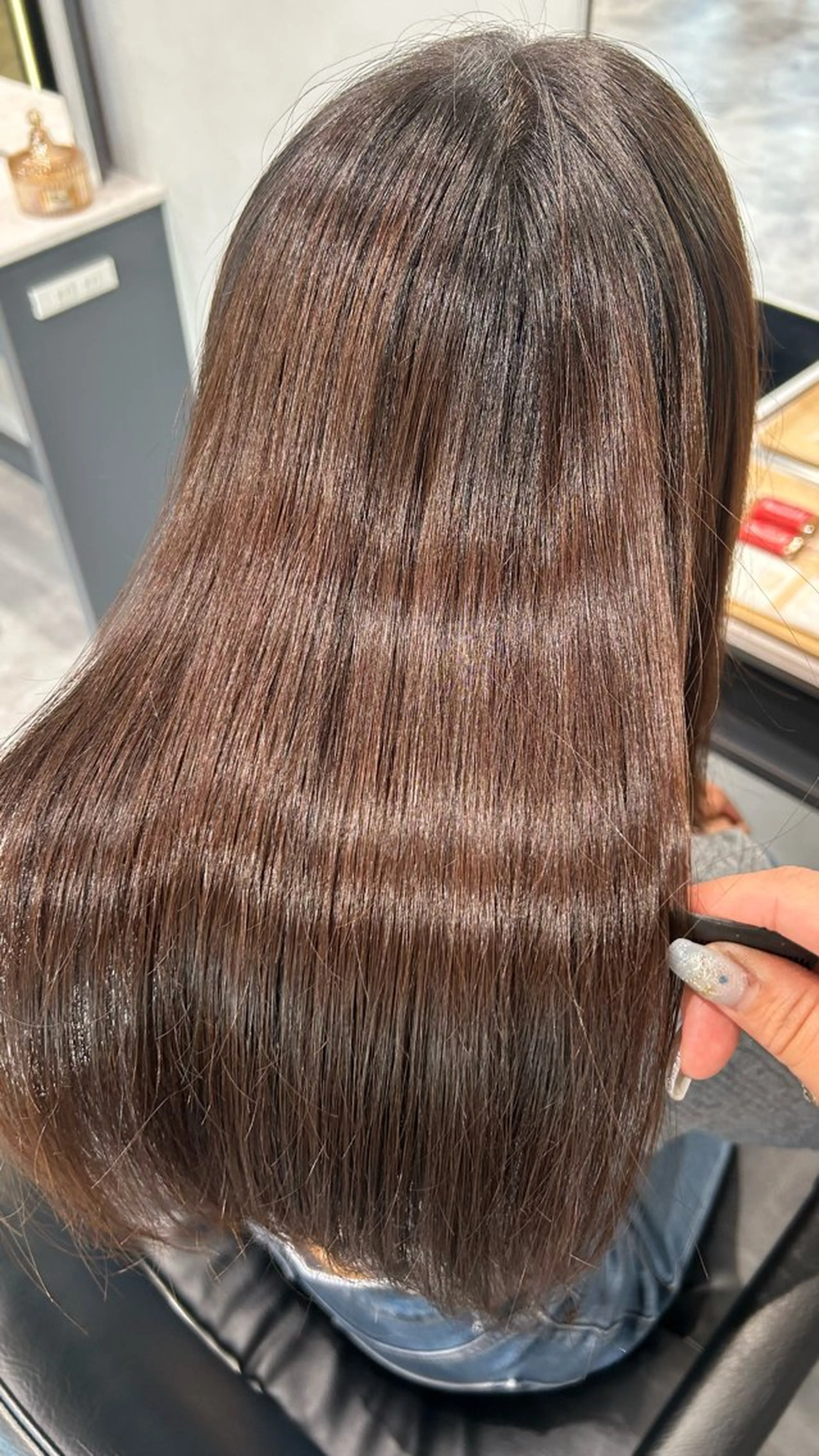 ミディアム 縮毛矯正 彩華 🎀 西梅田美容室のヘアスタイル