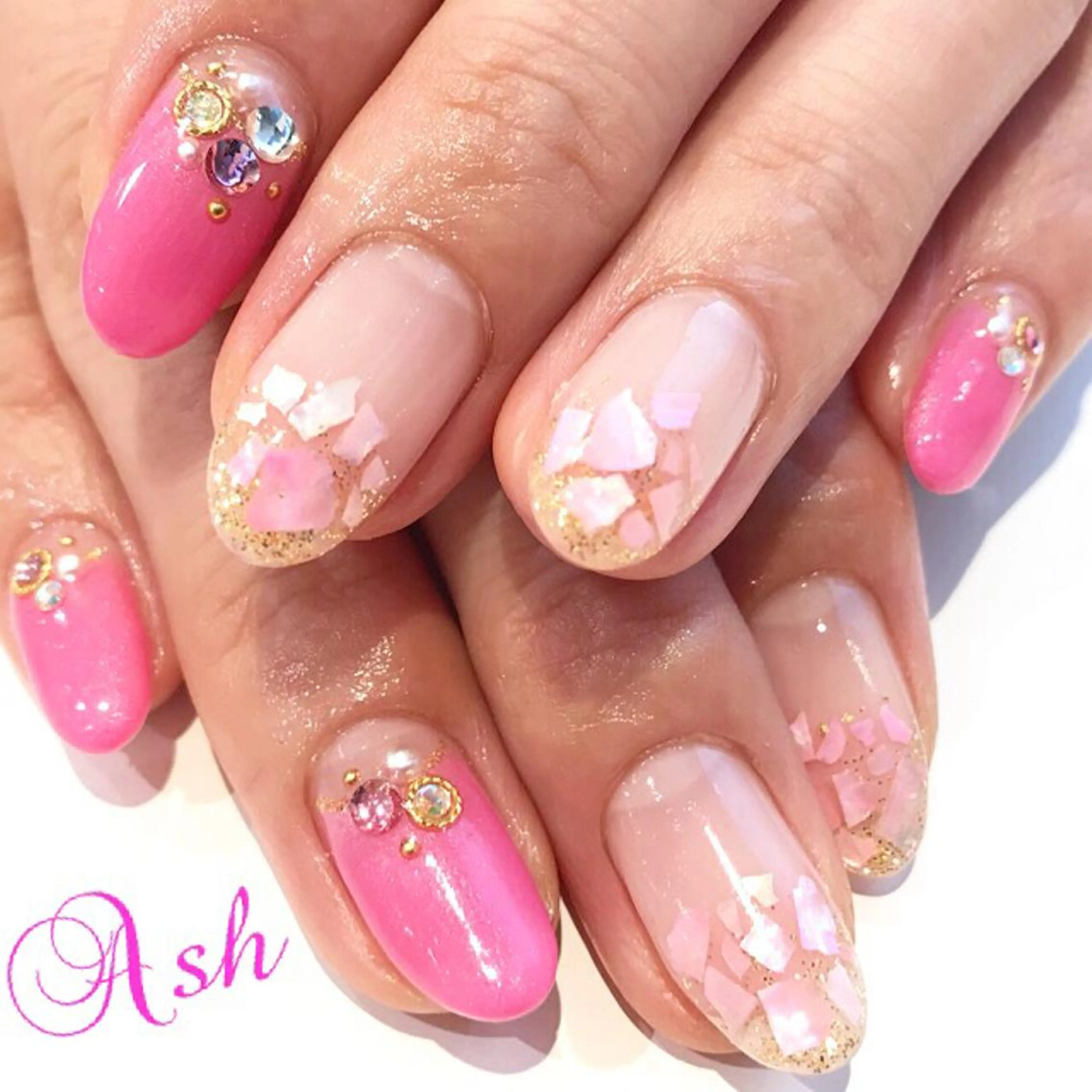 ネイル フレンチネイル 逆フレンチ ハンドネイル 🩵NORIKO 上品ネイルが得意🩵のネイルデザイン