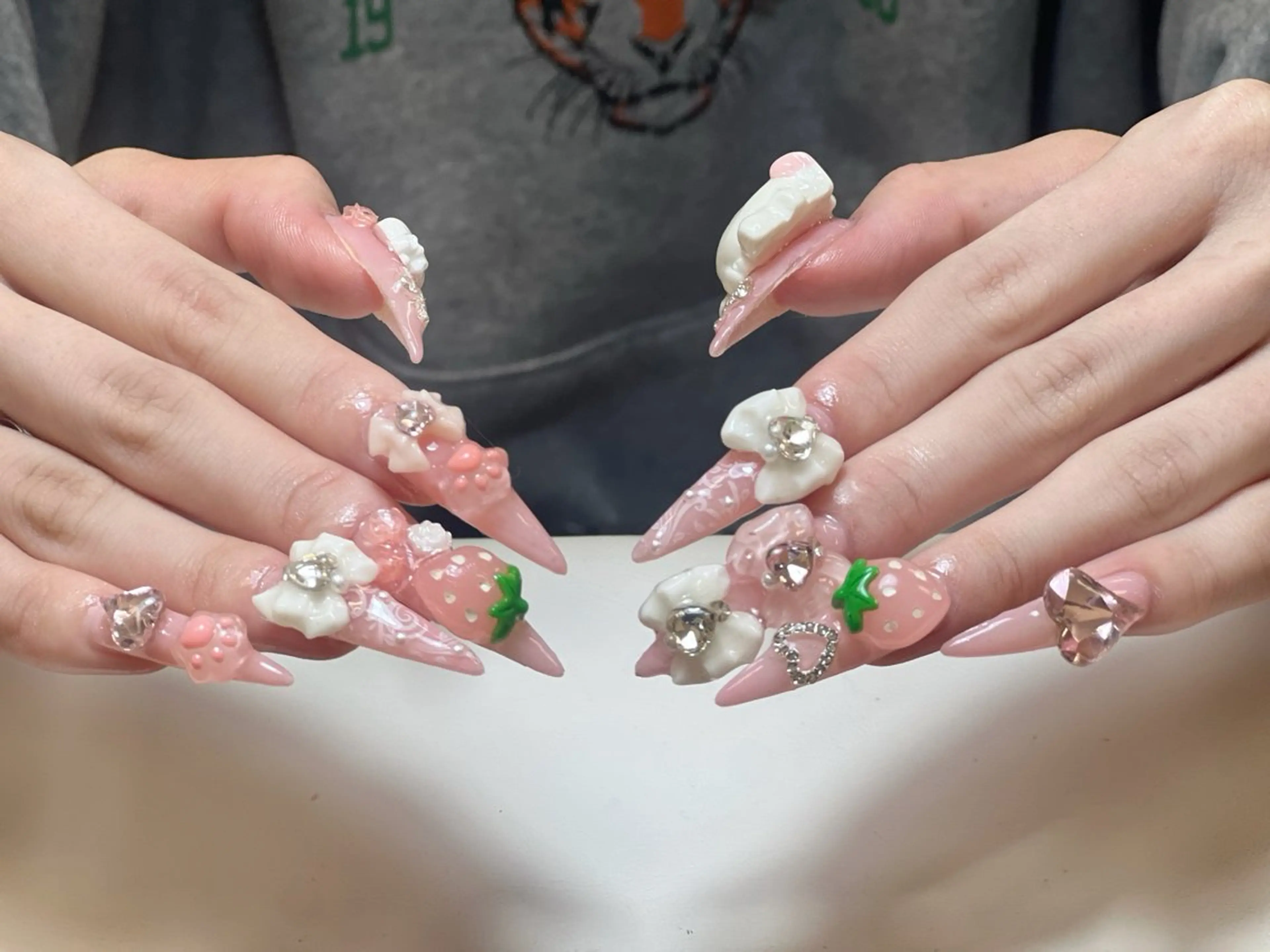 ネイル ハンドネイル Anh 歌舞伎町のネイルデザイン