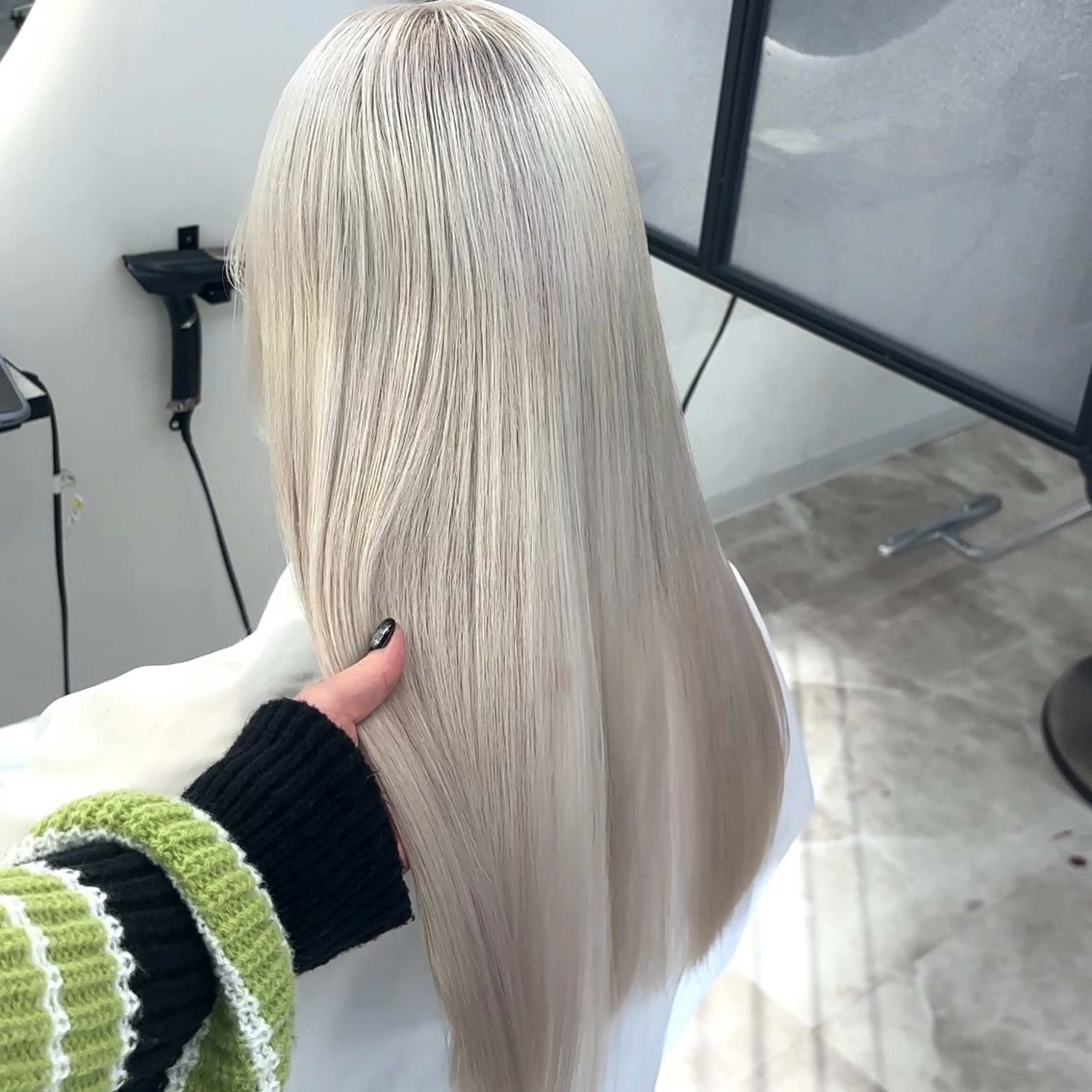 ロング カラー ヘアカラー Ren. 🦋デザインカラーのヘアスタイル