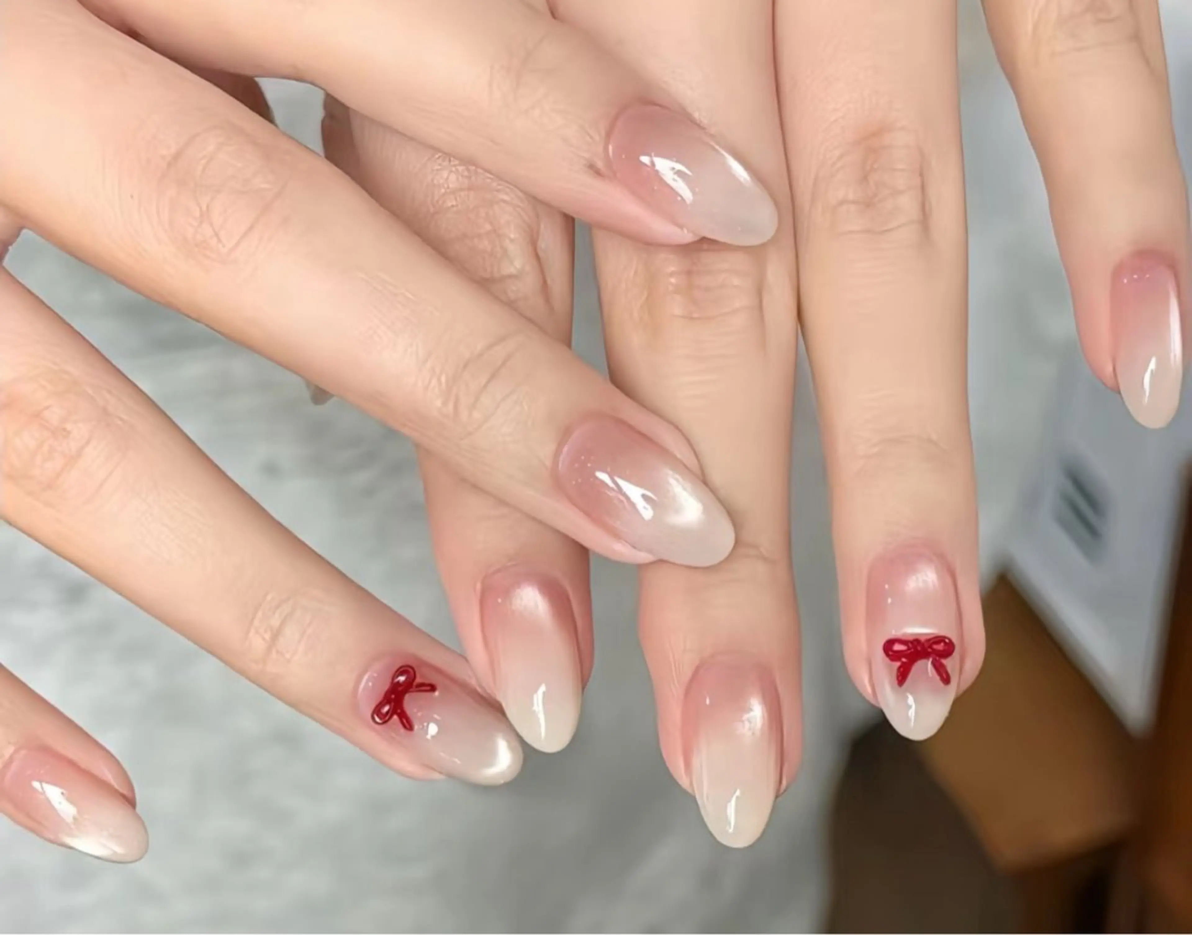 ネイル アートネイル オーロラネイル チークネイル フレンチネイル ガラスフレンチ ハンドネイル 🎀🎀YooLi Nail Salonのネイルデザイン