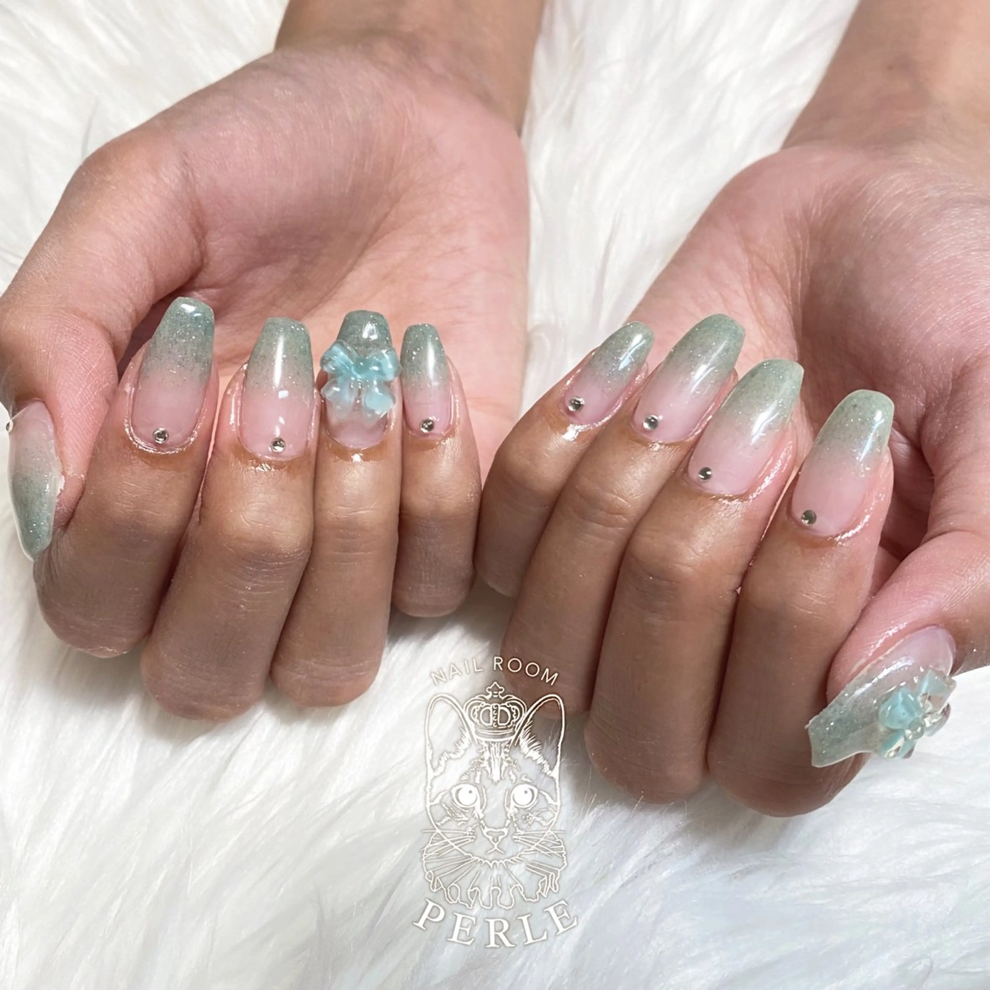 ネイル ハンドネイル nail room Perleのネイルデザイン