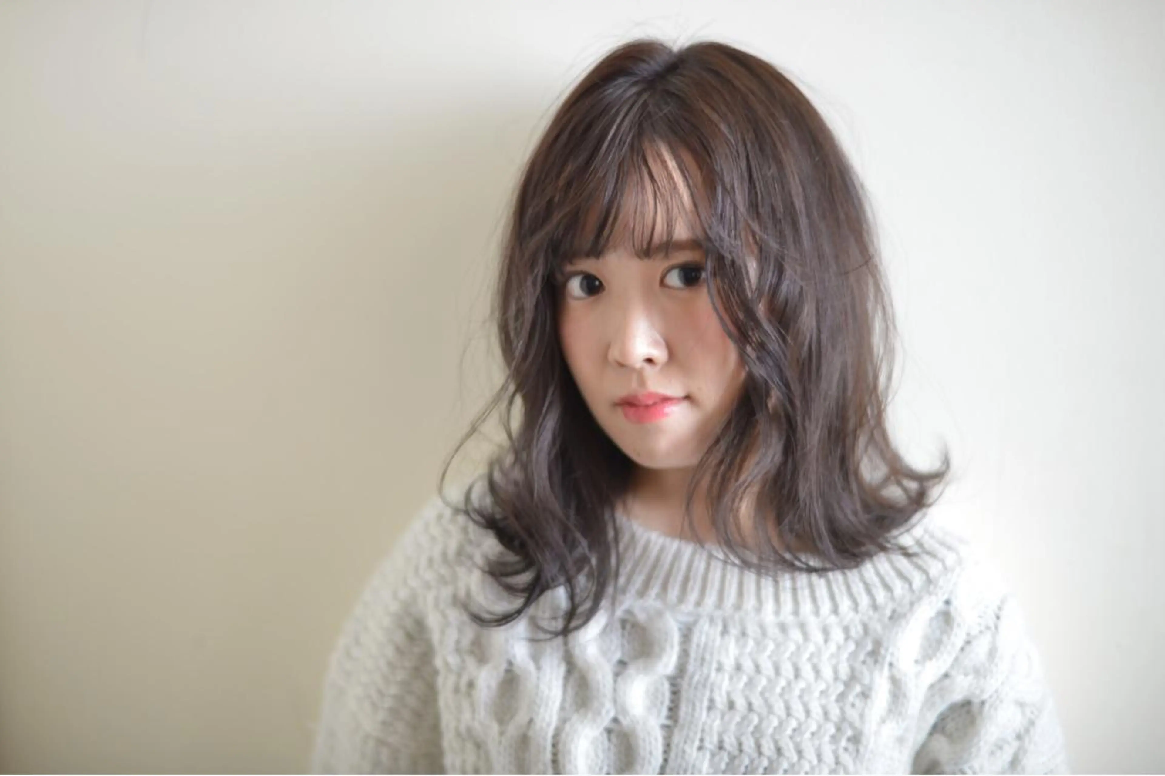 セミロング GLROW haruhiのヘアスタイル