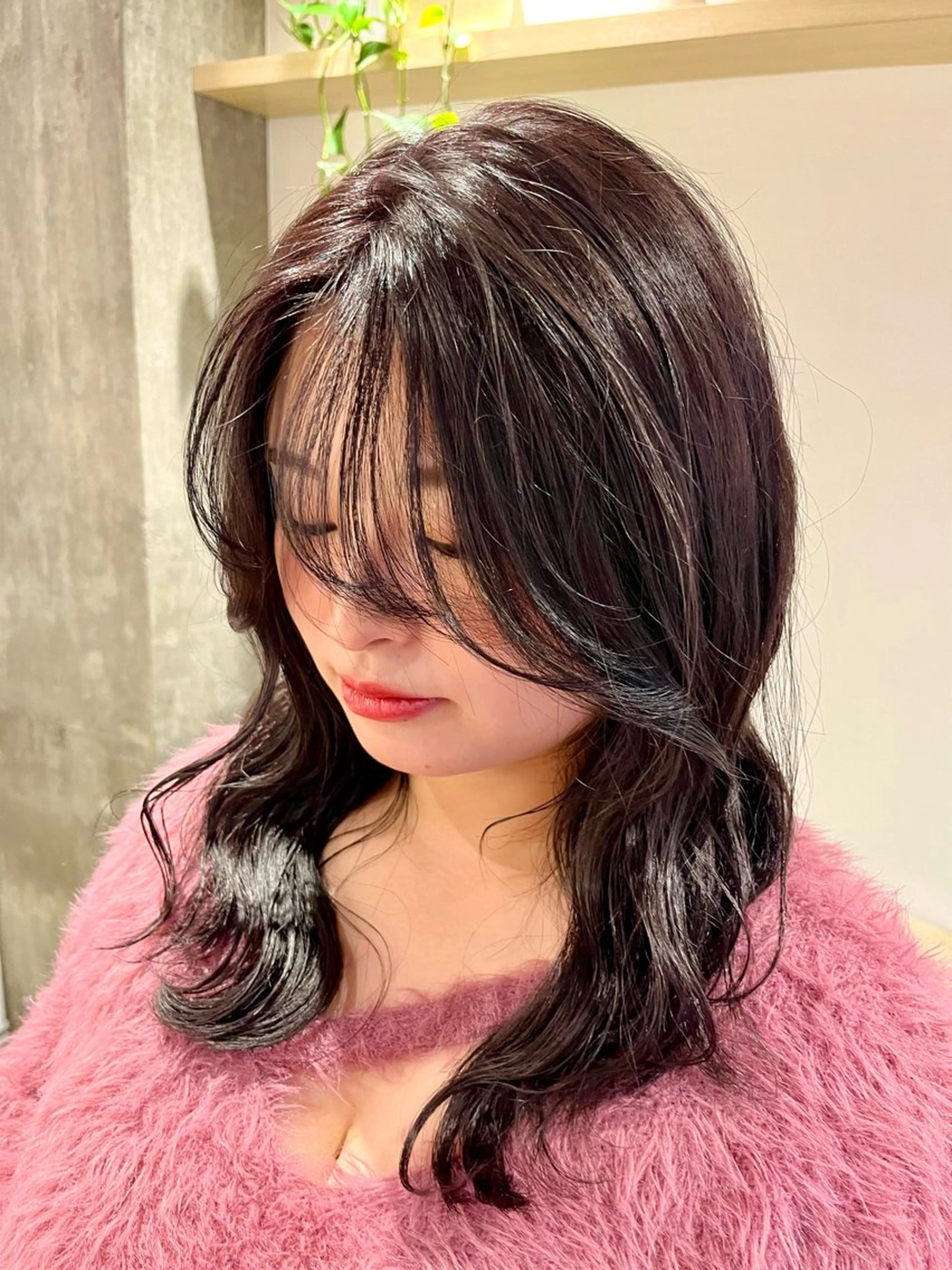 ミディアム 髪質改善 HALO hair salon【ヘイロー】所属・暖色カラー🟥ショウ ✖️ウルフ&レイヤーのヘアスタイル