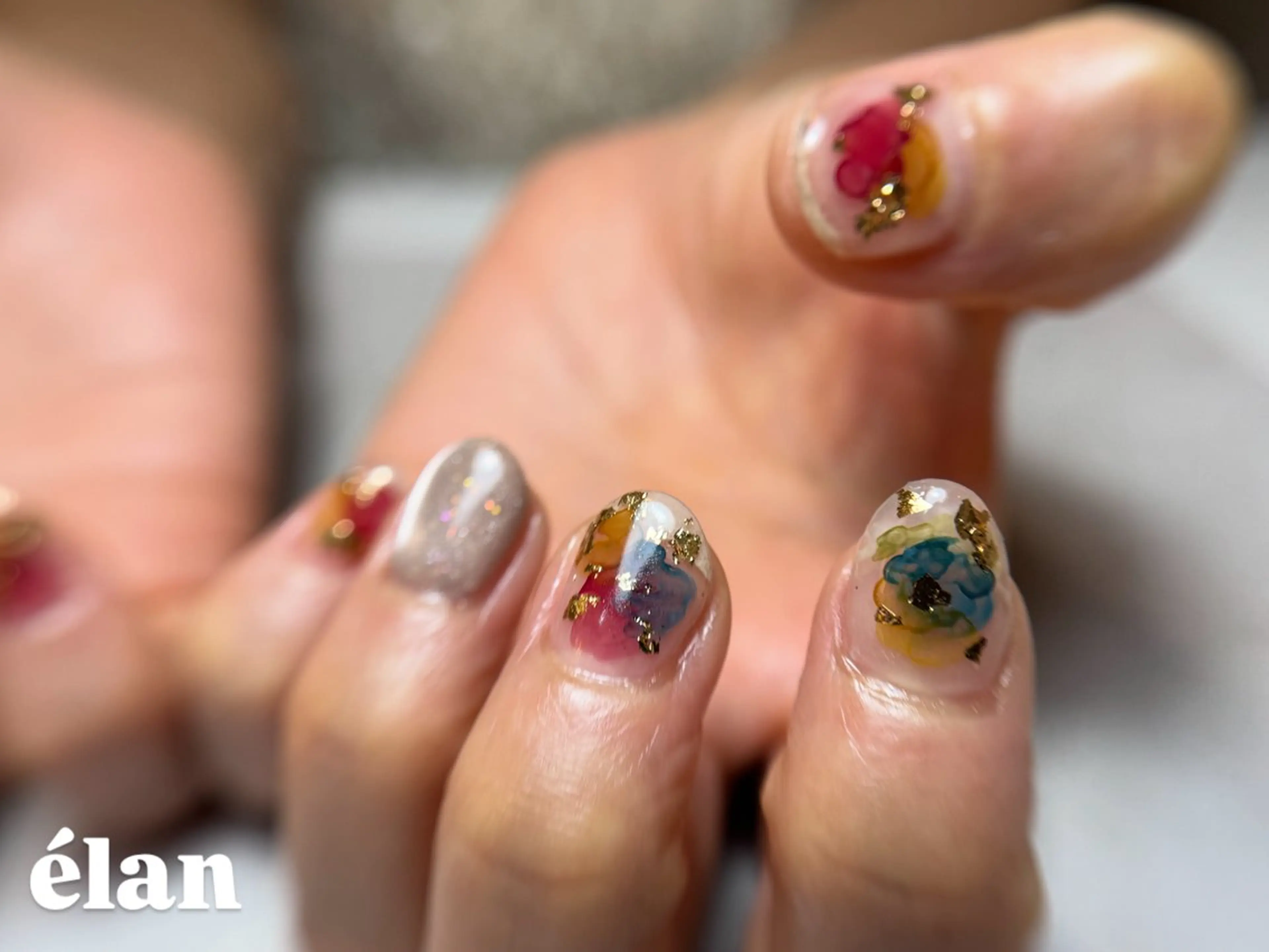 ネイル élan所属・élan MIKAの眉毛・アイブロウイメージ