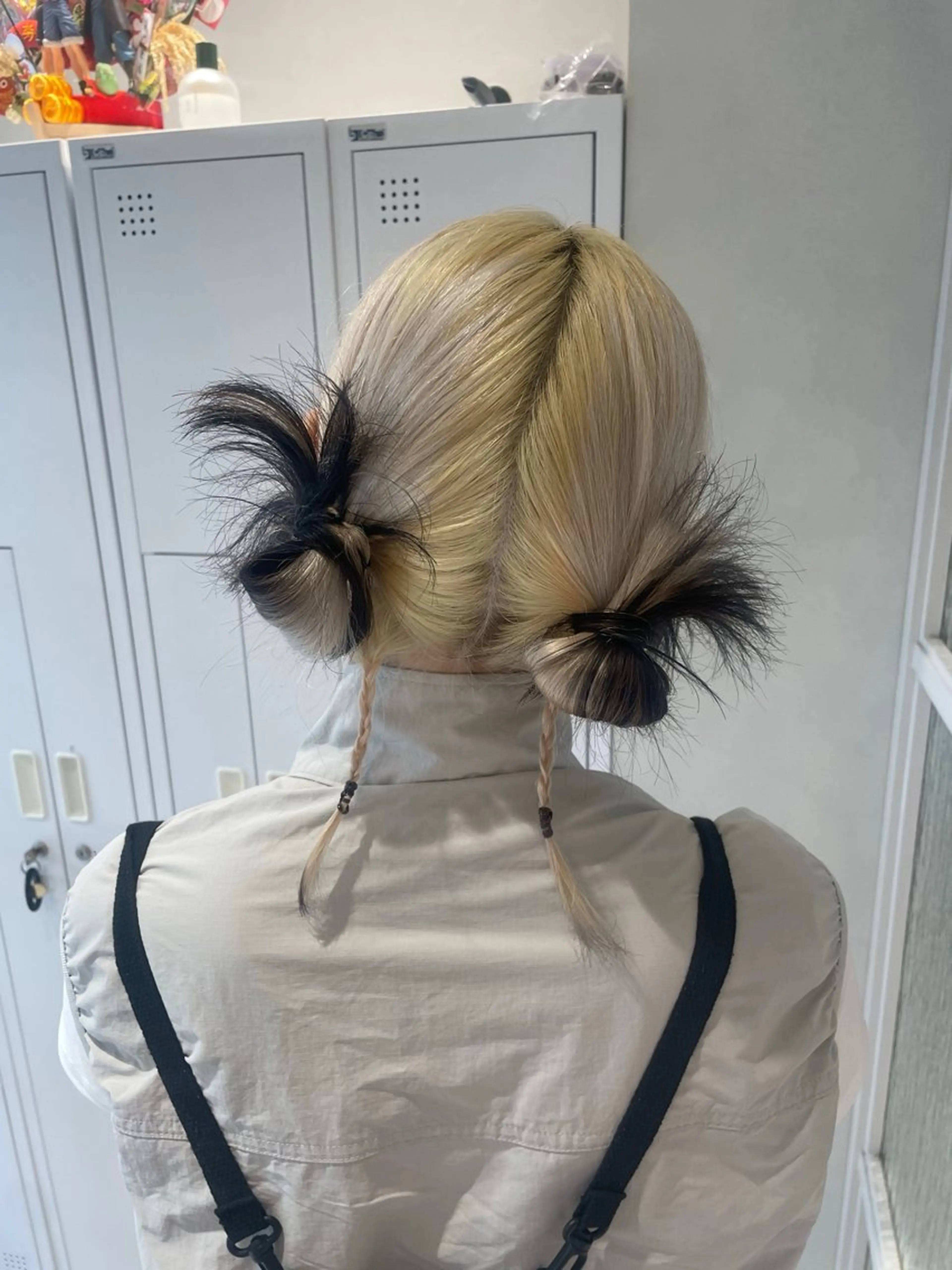 カラー ヘアセット デザインカラー/ ヘアアレンジ/りりかのヘアスタイル