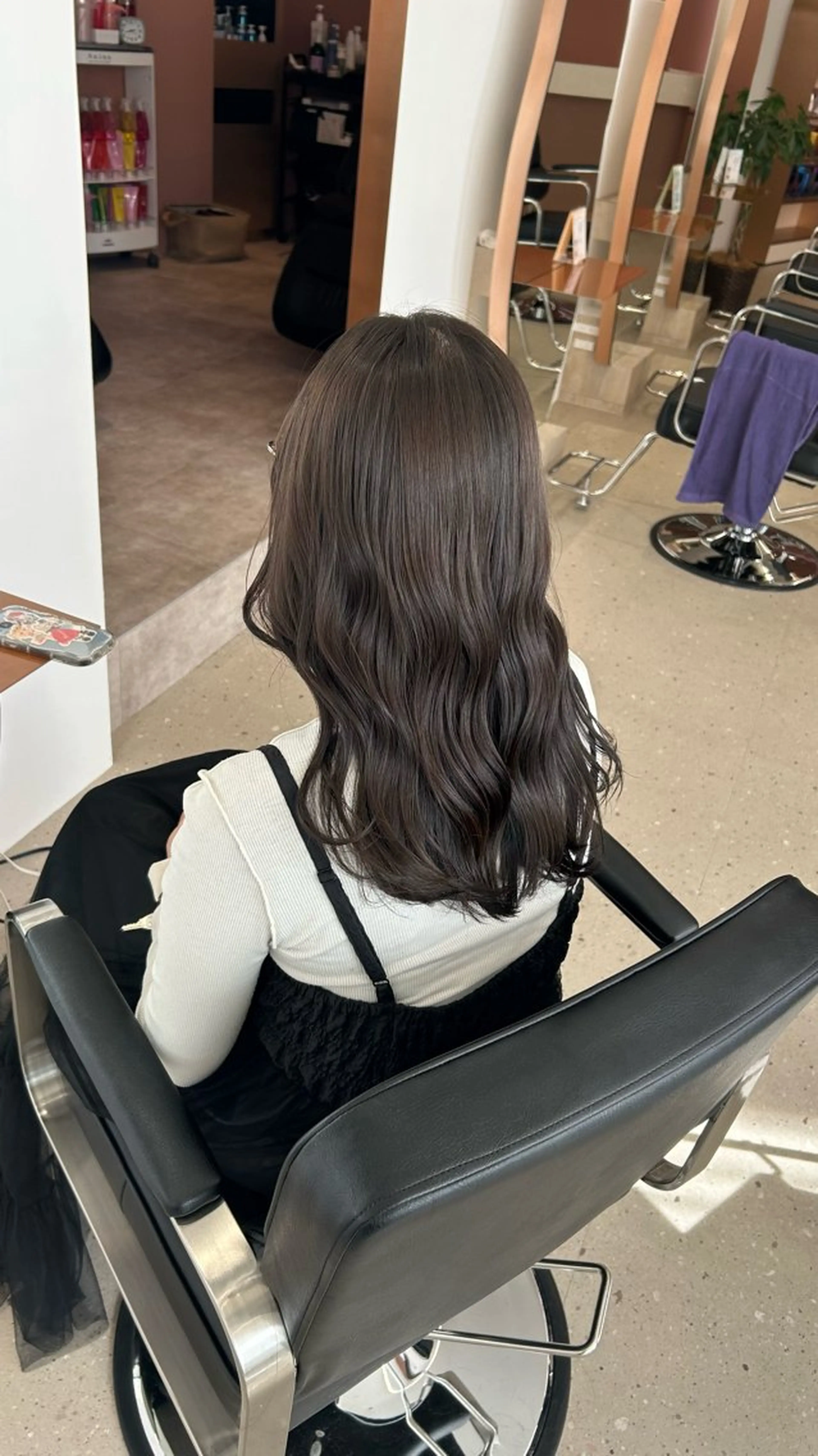 ロング カラー アッシュ 髪質改善／艶髪／ タカハシ セリナのヘアスタイル