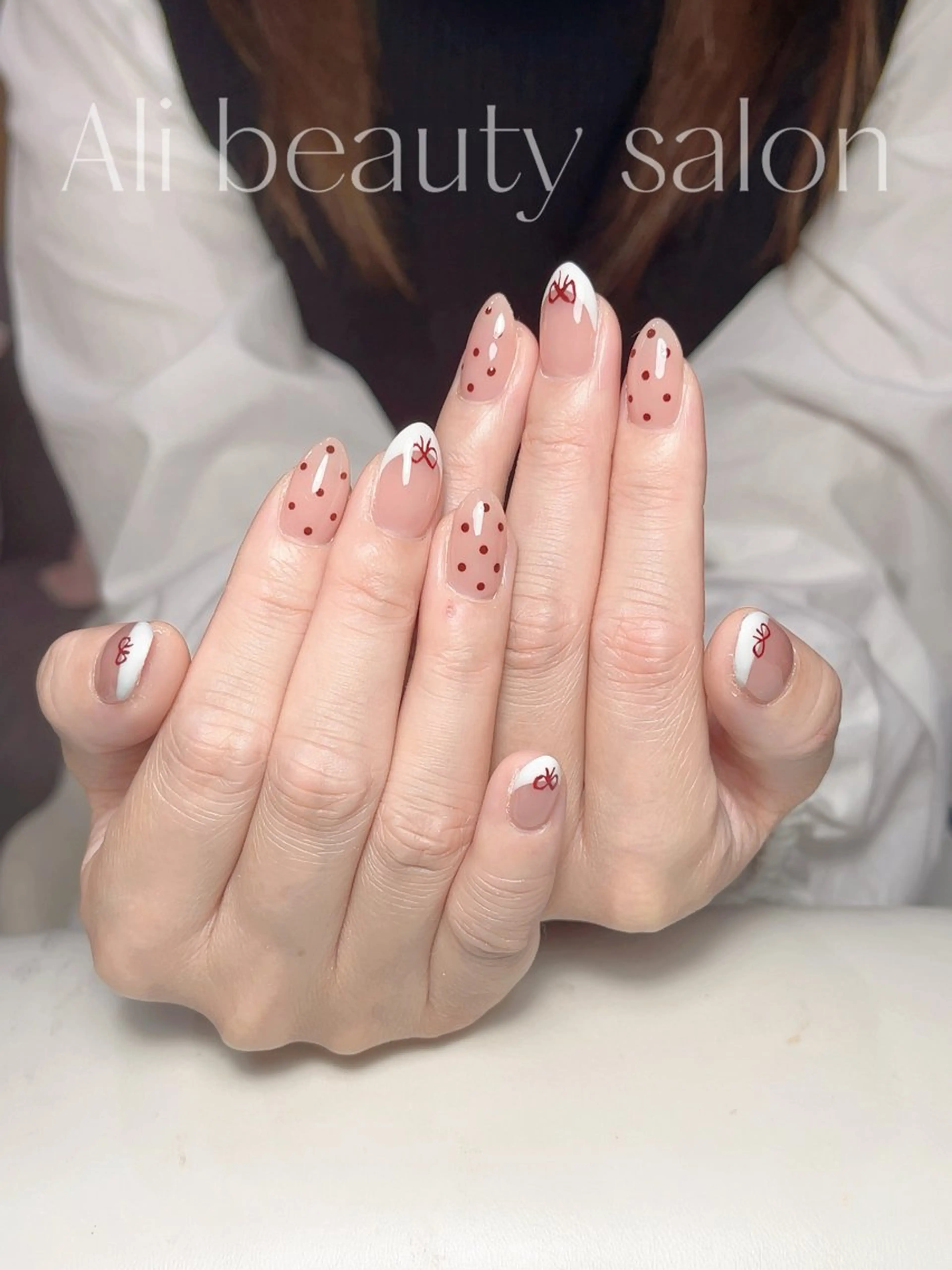 ハンド デザインネイル💅初回ジェルオフ込み 再来当店ジェルオフ込み 他店オフ別途550円の写真